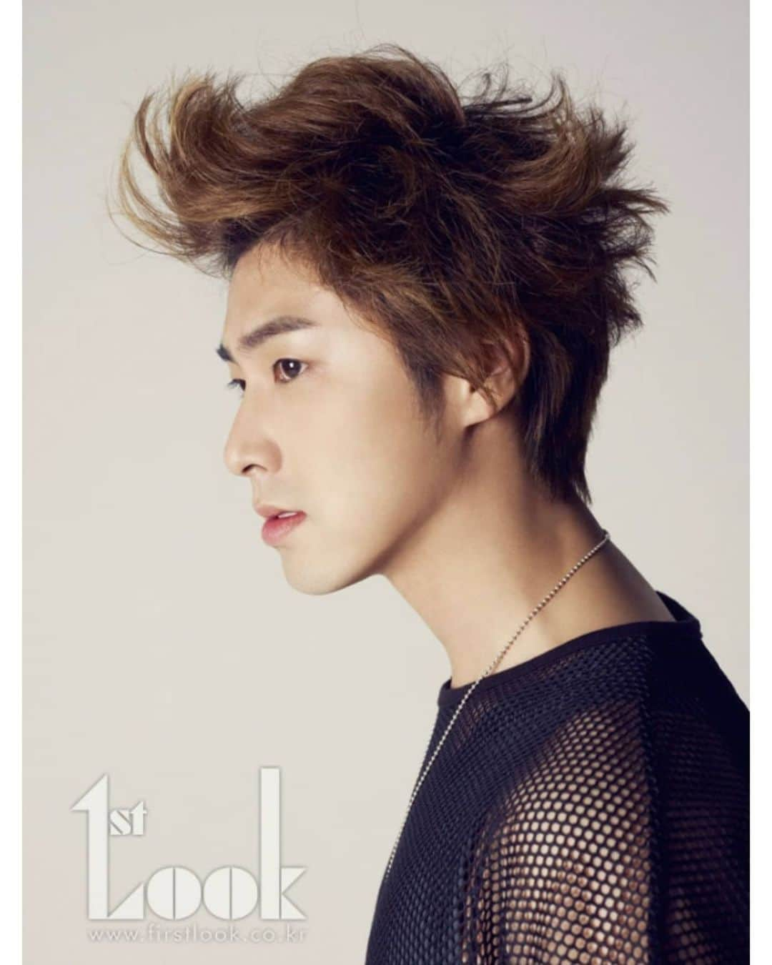 ユンホさんのインスタグラム写真 - (ユンホInstagram)「📷 2020 & 2012  윤호 MY 컸다 @1stlookofficial」11月20日 16時00分 - yunho2154