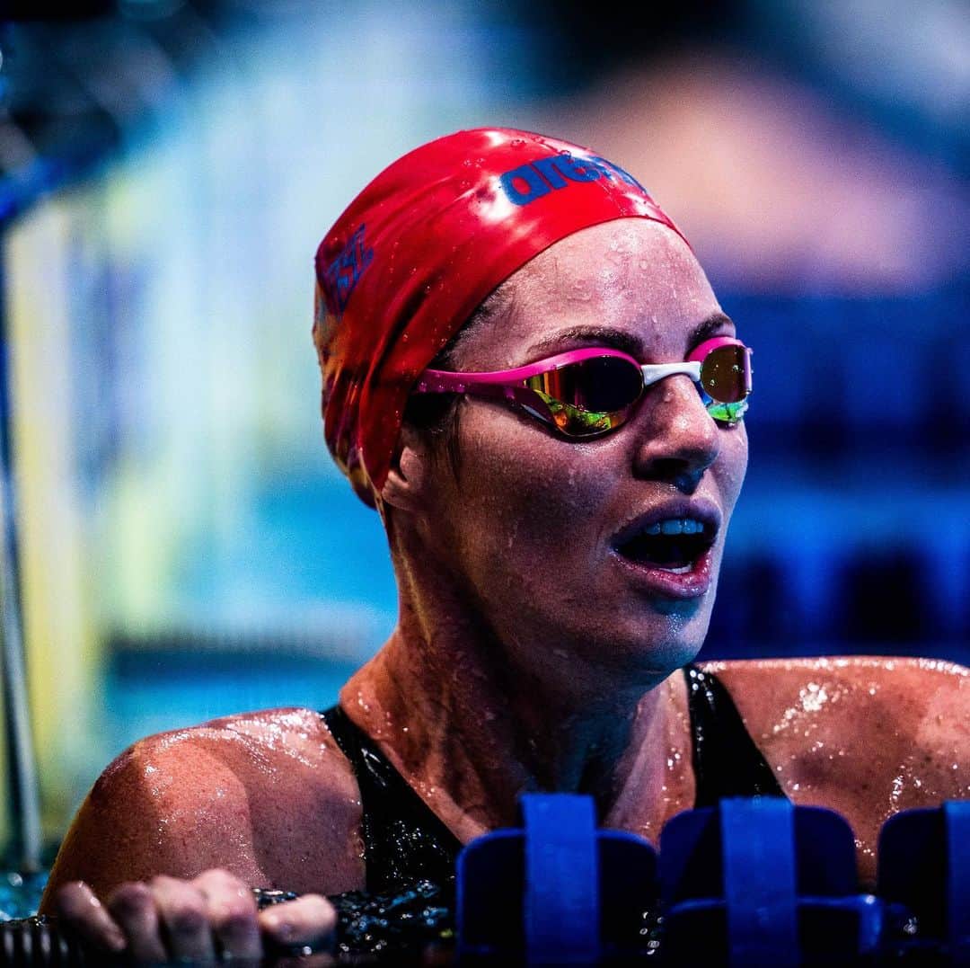 エミリー・シーボームさんのインスタグラム写真 - (エミリー・シーボームInstagram)「⚡️Gasping for air or shocked when I realise there is only 3 days left?  📸@minekasapoglu   #isl2020 #internationalswimmingleague #iswimleague #budapest #athlete #water #aquapower」11月20日 16時34分 - emcbomb