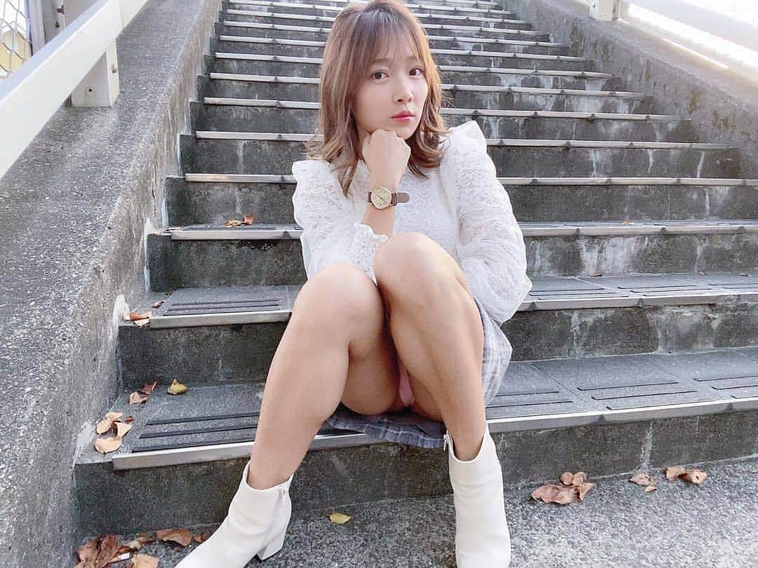 アジアンモデルのインスタグラム：「🌺Urban pleasure.  🌺 Follow for more: @asianmodel.place 🌺 Photo source: @asiangirls.idol 🌺 Model: @rika.aisawa」
