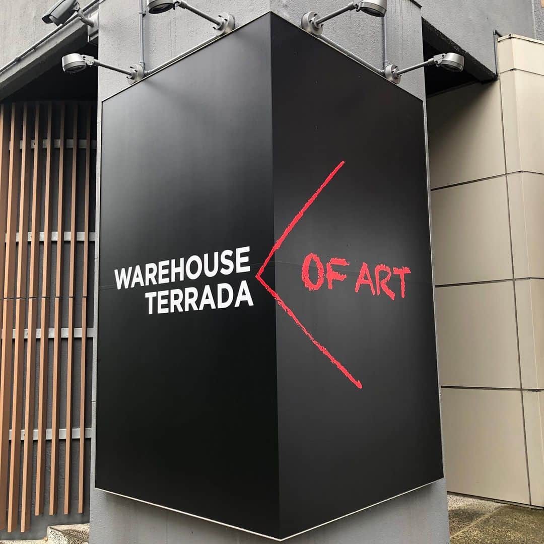 Warehouse TERRADA 寺田倉庫のインスタグラム：「「WHAT」オープンまで3週間。 寺田倉庫のアートとは！？  2020年12月12日、東京・天王洲に現代アートのコレクターズミュージアム「WHAT（ワット）」をオープンします。 WHATは、寺田倉庫の保管施設にてコレクターからお預かりしている貴重なアート作品を中心に展示する施設です。  WHATおよび展覧会の詳細はこちらから→ @what_terrada   来週、再来週にかけて、当アカウントでも展覧会内容をご紹介いたします。」