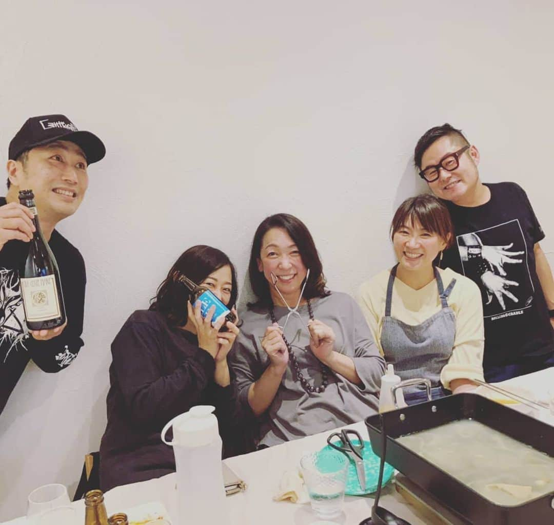 慶元まさ美さんのインスタグラム写真 - (慶元まさ美Instagram)「昨夜は大好きで大切な仲間が 来てくれました✨  久しぶりに会えて 嬉しかったぁ～  みんなが楽しそうに していてくれてるのを 見れるのとても幸せです😊  一緒に飲めないのは ちょっとさみしいけど😅 仕方ないですね😁  話尽きなかったぁ～(笑)  みんな、来てくれてありがとう😆💕✨」11月20日 17時01分 - preciousmomentk