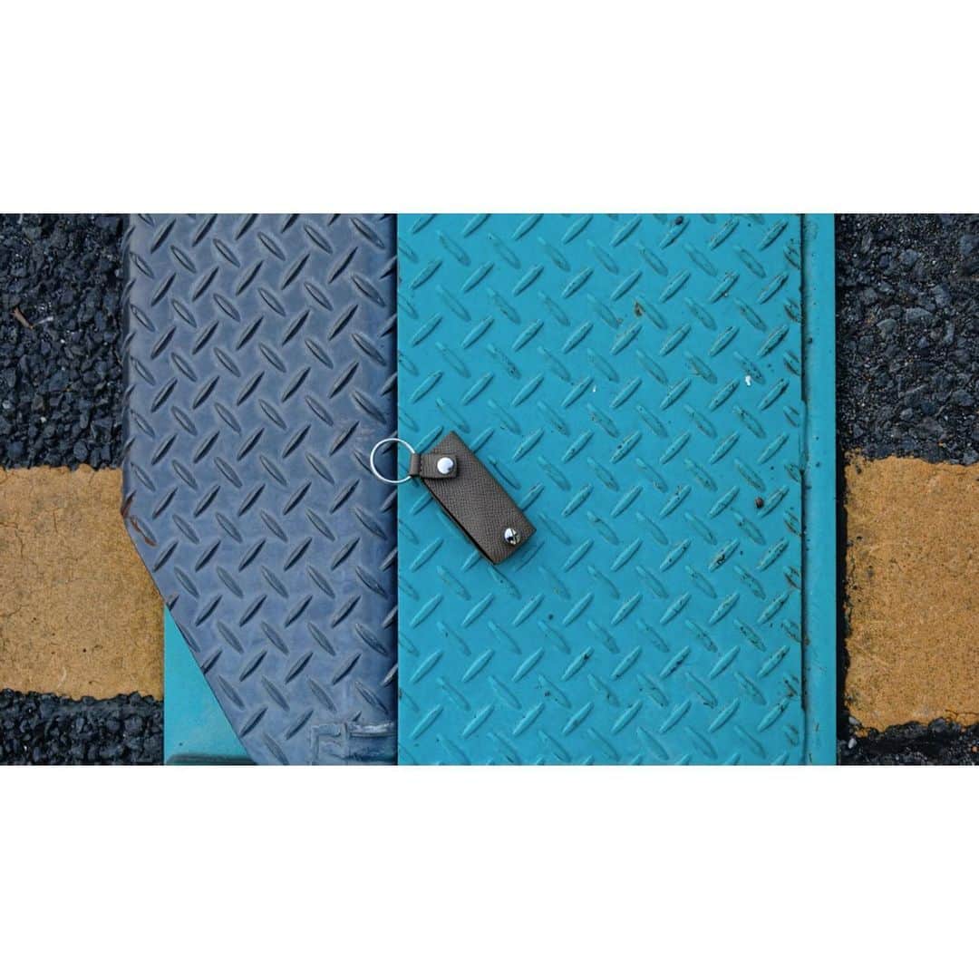 エドロバートジャドソンのインスタグラム：「LINC - KEY CASE  #edrobertjudson」