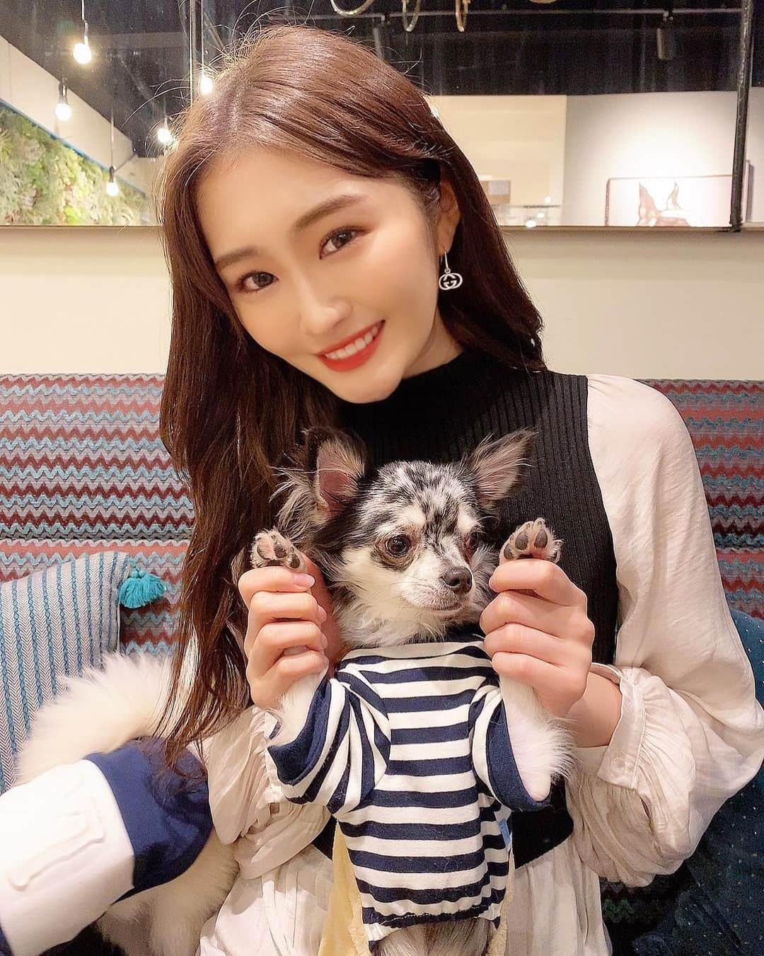 川上礼奈さんのインスタグラム写真 - (川上礼奈Instagram)「. ぴのたーん🐶ばんざーい🐶🙌 イヤイヤ感がすごい。笑」11月20日 17時54分 - kawakami_rena