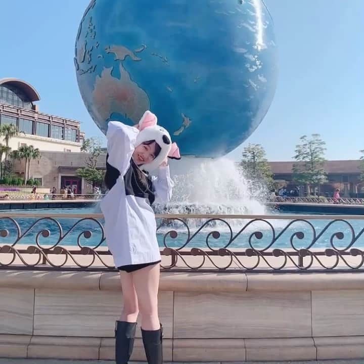 藤本りの加のインスタグラム：「🤍全身コーデ🖤 ・ #ディズニーシー #ディズニー #ディズニーランド #tdl #tds #disney #disneysea #lfl #zaraコーデ #zara #fashion #tokyo #101匹わんちゃん #白黒コーデ #Instagram #instalike」