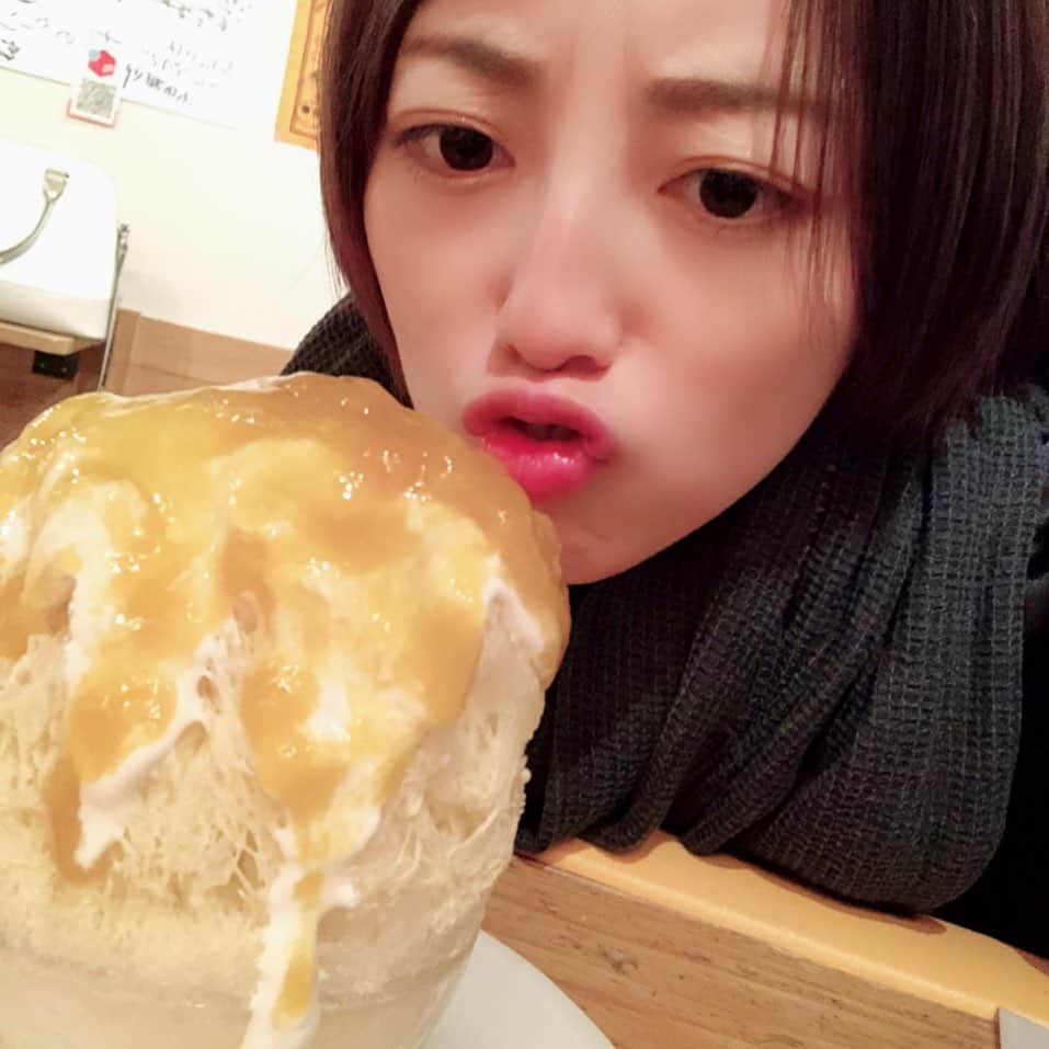 沢井美優さんのインスタグラム写真 - (沢井美優Instagram)「むむむ。かき氷が私を呼んでいる🍧﻿ ﻿ #沢井はかき氷でできています ﻿ #沢井はかき氷です #🍧#氷女 ﻿ ﻿ #awabar さん﻿ #AOさんのかき氷﻿ ﻿ ﻿ #かき氷 #かき氷大好き #かきごーらー ﻿ #かき氷部 #かき氷巡り #かき氷マニア﻿ #shavedice #sweets #love #yummy﻿ #かき氷は人を幸せにする #🧡﻿ #甘いものは人を幸せにする﻿ ﻿ #笑顔溢れる毎日を ﻿ #あなたも #わたしも ﻿ #明日もきっと素敵な一日 ﻿ ﻿ ﻿ #友達との時 #とてつもなく #大切  #素敵な週末を #✨」11月20日 18時18分 - sawai_miyuu