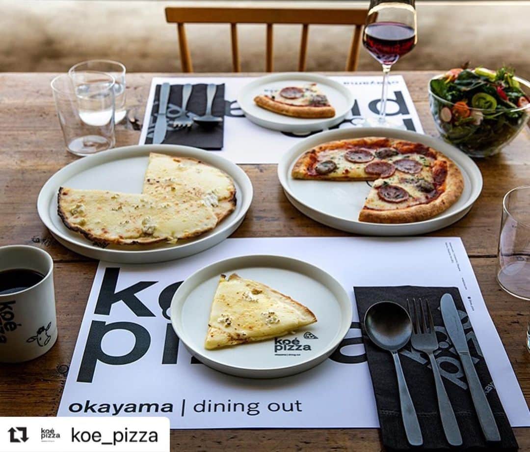 コエのインスタグラム：「. 本日より！ koe pizzaでもGoToEatキャンペーンの ポイントがご利用可能になりました！🍕🍴  ピッツァをお得にお楽しみいただけるこの機会に、 ぜひご利用ください！ . . . ＊koe pizzaでは、開放的な空間に加えて 手洗いの徹底やマスクの着用、ソーシャルディスタンスの確保など感染防止対策を徹底の上、営業いたします。 ＊ご予約は、お電話または食べログでも承っております。 . . #koe #koepizza #ethical #pizza #okayama #okayamapizza #okayamacafe #diningout #domainetetta #コエ #コエピザ #ピザ  #エシカル #岡山 #岡山グルメ #岡山カフェ #岡山レストラン#岡山ピザ #岡山ランチ #地産地消 #岡山観光 #石山公園 #岡山城 #後楽園 #ダイニングアウト #チーズメルト #長場雄 #萬代基介 #gotoeat #goto岡山」
