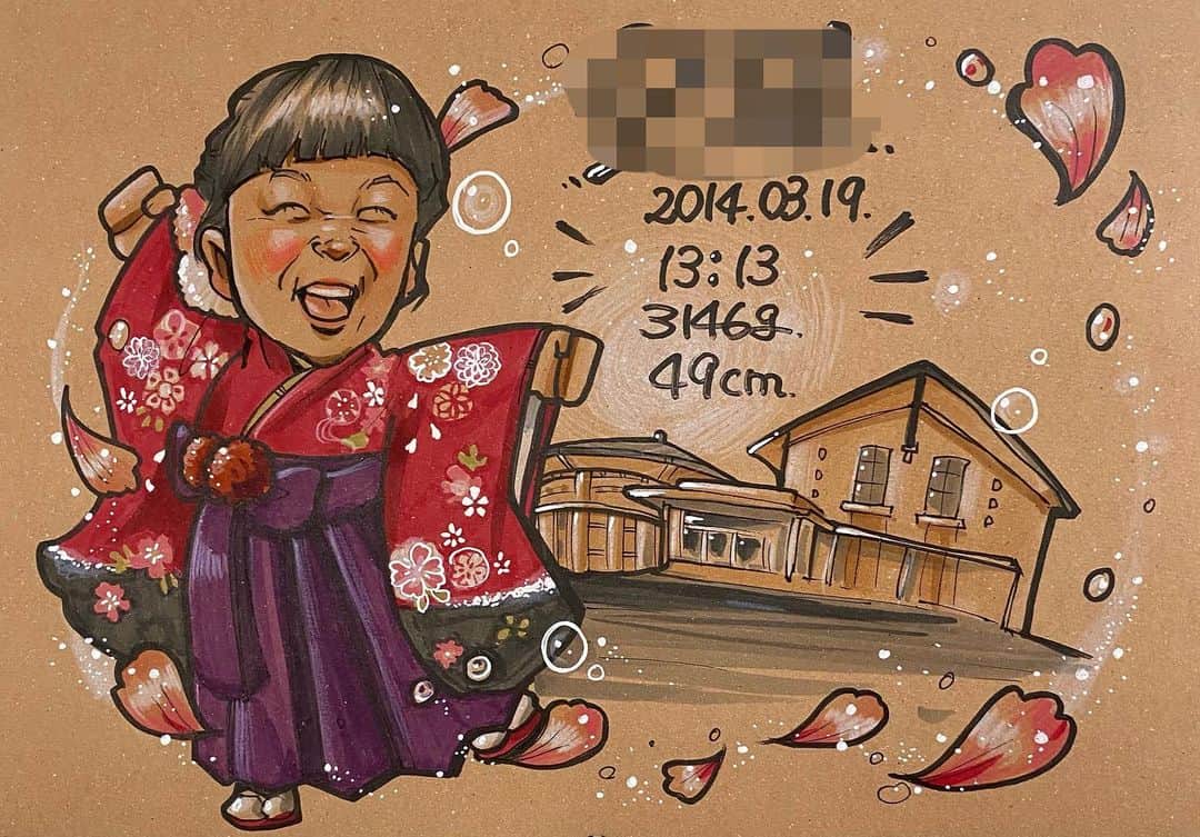 似顔絵★𝗚𝗢𝗥𝗜𝗞𝗜𝗡𝗚のインスタグラム：「. . 同じ方からの二枚目❤️❤️ . . #gorikingの茶色い紙シリーズ で、 お子様出生記録💕  . . . 卒園の時にきた袴と、 背景には園舎⭐️✨  元気一杯のお子様を描いて見ました🌸⭐️✨笑顔がとっても可愛い娘さんでした💕✨  .  .  .  素敵なご依頼ありがとうございました🙇‍♀️❤️⭐️✨  . . .  ❌❌現在は、予約受付終了してます❌❌ 。 . . .  2020年度ご予約のお客✨ 現在120番までの方へ案内中です🌟✨💕 DMの確認いただきgmailへ返信宜しくお願い致します🙇‍♀️🌟✨✨ . . . .  次回の予約応募は、2020年のご予約分を書き終える予定の 来年春から夏頃の、、、予定です。 ※あくまでも予定なので前後します🙇‍♀️ . . . .  オーダー再開の際には 人数制限あるため必ず予約ができるわけではございません。 そのことも踏まえた上で 次回ご検討いただけると嬉しいです(^^) . . また、結婚式の使用を考えてくださる方も多いです✨  前々からお伝えしていますが、 基本的に予約順に対応しているため、 近々の納期を希望される方は、 対応できないこともあるので、 あらかじめご了承ください💦 . . . . . ※今回予約が取れた方へ※ . .  写真がまだ用意できてない、入金が遅れそうなど、状況により、順番が前後することもございます‼️ あらかじめご了承ください。 。 . . . また、芸能人、キャラクターのオーダー、パロディ風オーダーはお断りしています。  芸能人については、ご本人様に直接プレゼントなどはOKです。 . . . . . . 💰料金表は過去投稿記事みてね❤💰 . . . . . ➡️ハッシュタグ⇨ goriking117料金表2019⬅️ . . ✨✨✨✨✨✨✨✨✨✨✨✨✨✨✨✨ @by.goriking のアカウントでは、 過去書かせて頂いたお客様方からの、 似顔絵のその後のお写真をいただき、 投稿しております^ - ^❤️❤️ 玄関に飾ってある似顔絵、 渡した瞬間のお写真、 ご本人とのお写真などなど💕 いろんな場面でのお写真お待ちしております^ - ^✨⭐️ . . . .  #似顔絵#pencildrawing#drawing#pencil#illust#painting#art#artwork#絵描きさんと繋がりたい#似顔絵師#gorikingの似顔絵屋さん#仲良し家族#子供のいる暮らし#お洒落#可愛い#kidsgirl#卒園#袴#卒業#園舎#出生記録#girl#kids#kids_japan#comicart#anime#animeart#comicartist#animejapan」