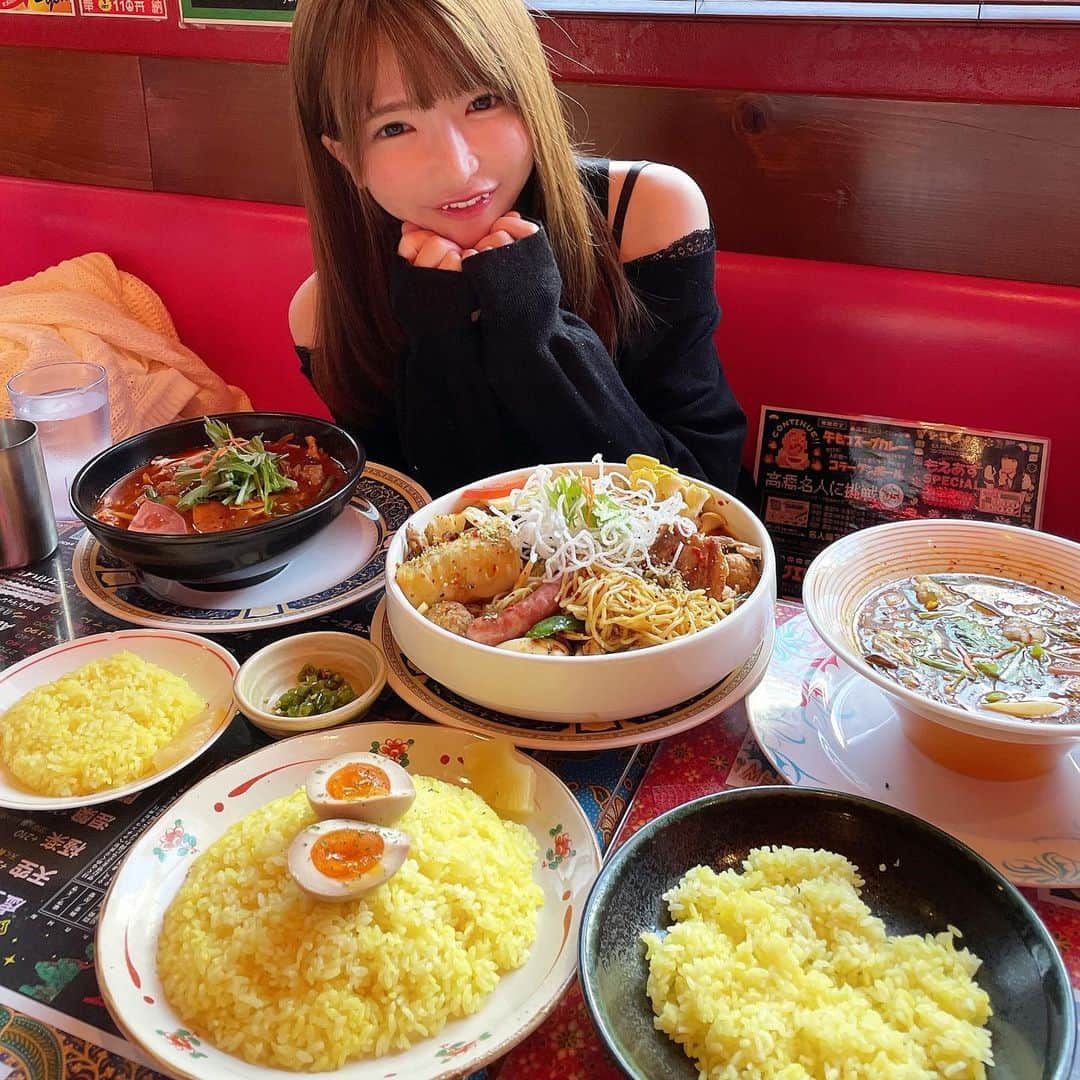 もえのあずきさんのインスタグラム写真 - (もえのあずきInstagram)「マジスパ中毒💓  コラボメニュー食べて完食証明書もらってな💓 こういうの直筆サイン入りってふつうは書いたの印刷するけど、これほんまに一枚ずつサインした🥺✨  #マジスパ#マジックスパイス#マジスパ中毒 #高橋名人#スープカレー#激辛#デカ盛り」11月20日 19時07分 - moeazukitty