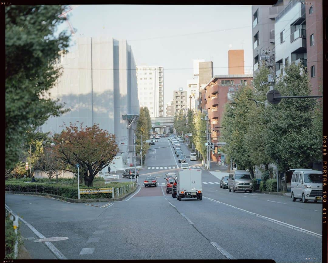 柏田テツヲのインスタグラム：「Tokyo #photography  #film #analogphotography  #4x5film  #artphotography #largeformat  #landscapephotography」