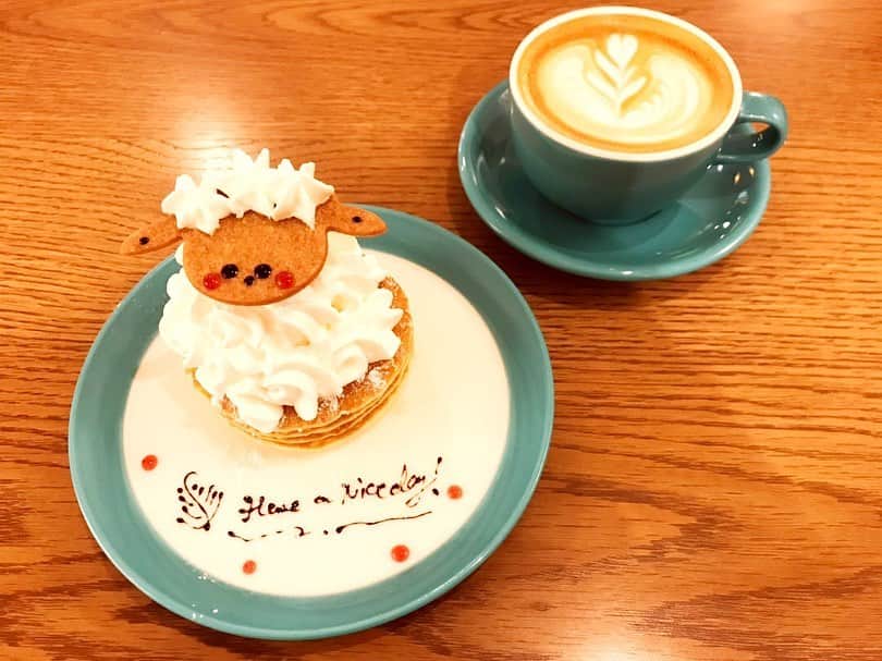 加藤美和のインスタグラム：「. Went to OKIOKI Cafe near the west side of Urawa Station! Look at this cute sheep pancake! Below the sheep’s face was whipped cream, ice cream and honey! This was delicious with Flat White coffee! . . 浦和駅西口からすぐの OkiOki Cafe (オキオキカフェ)さんへ☕️  ヒツジのパンケーキとフラットホワイト🐑 か、か、可愛い〜😁✨ メッセージプレートも嬉しいですね🍀  ミニパンケーキが4段あり、 羊さんの顔の下には… 甘すぎないホイップ、アイス、蜂蜜など！ パンケーキの生地もモチモチしていて、 優しい味でした！  そして、フラットホワイト☕️ 素敵なラテアートですね✨ パンケーキとの組み合わせも絶妙🎶  羊さんで癒され、リフレッシュできました✨ .」