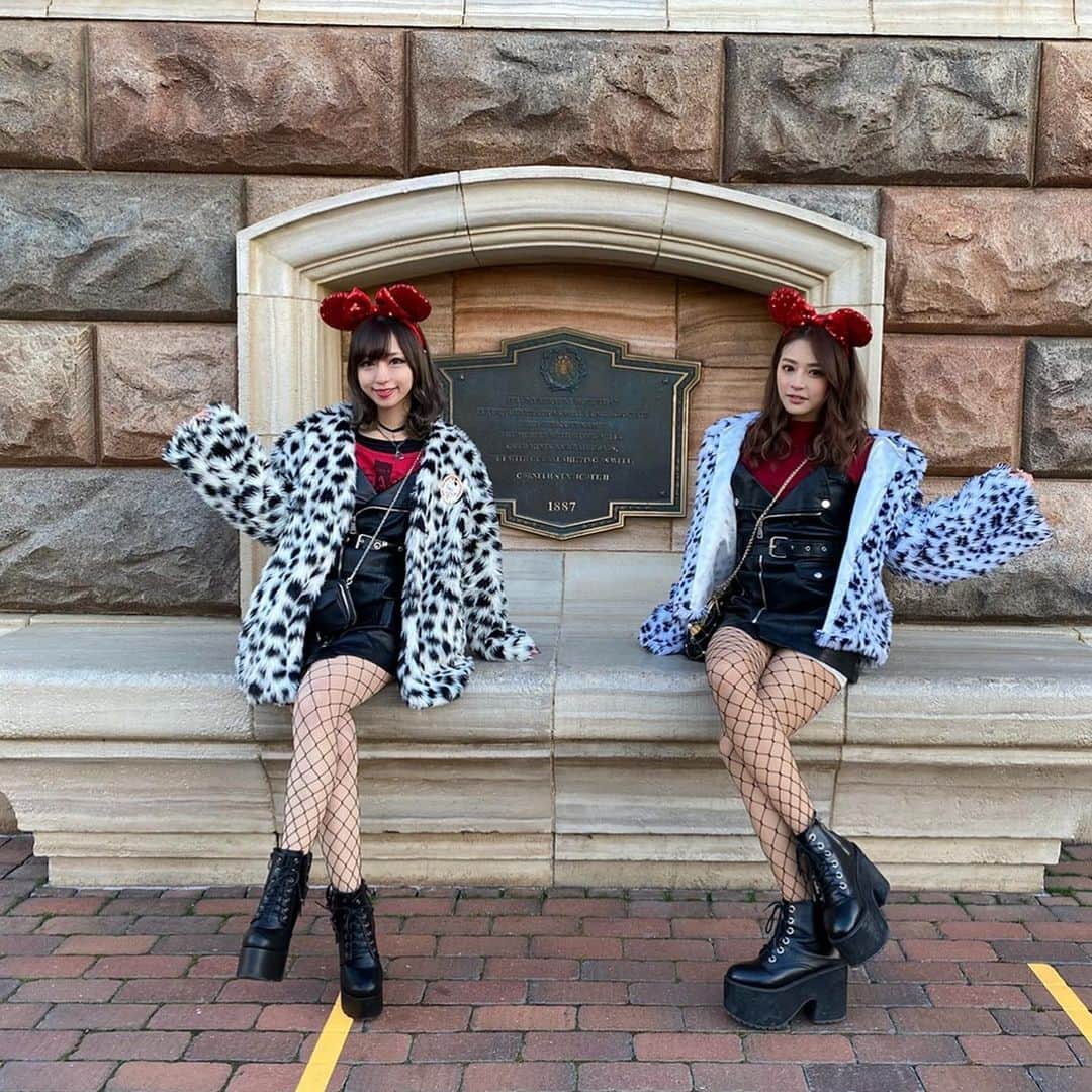 Raniさんのインスタグラム写真 Raniinstagram 双子でディズニー オソロコーデってだけでテンション上がるよね 嫁の誕生日お祝いでした 双子コーデ オソロコーデ ディズニーシー Tokyodisneyresort Tokyodisneyland Tokyodisneysea Tokyo Makeup