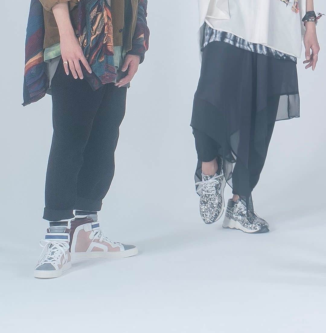 のインスタグラム：「2ndEP『to plAce』 2021 / 1 / 27 (Wed) release.   • #WATWING #Windy #toplAce」