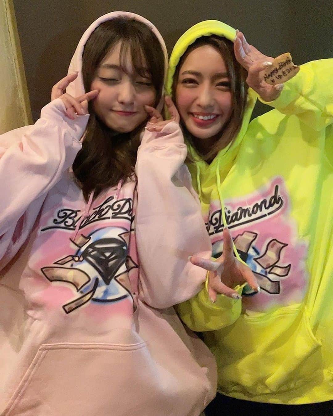 堤ゆきみさんのインスタグラム写真 - (堤ゆきみInstagram)「ついにラスト20代！最高に大好きなお友達に囲まれて幸せな新しい歳のスタートです☺️」12月19日 22時50分 - yukimi_tsutsumi