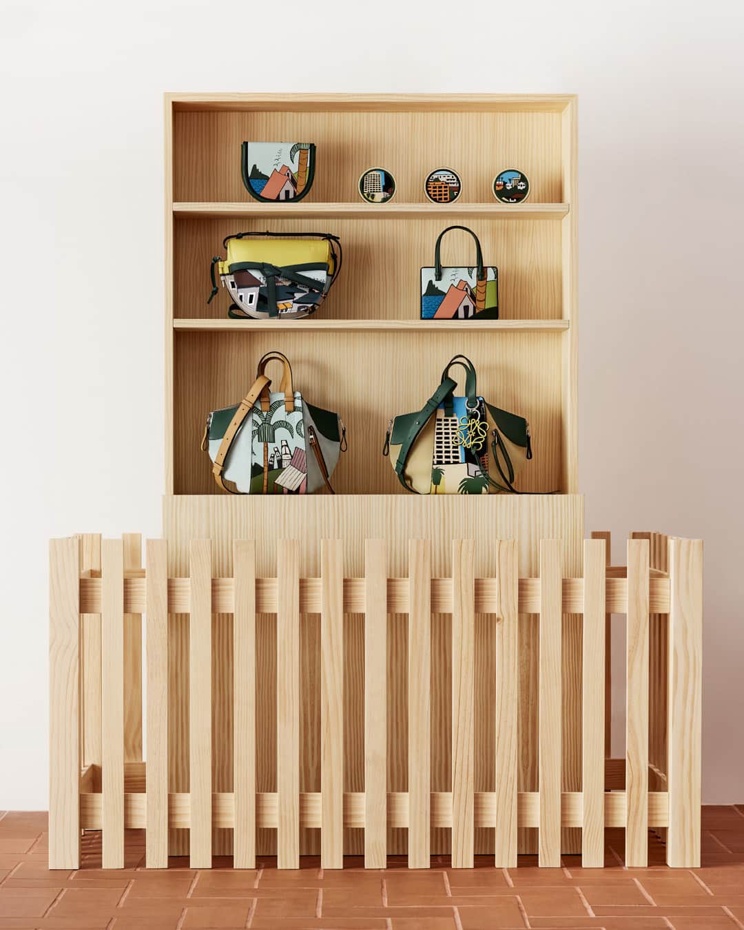 Loeweのインスタグラム