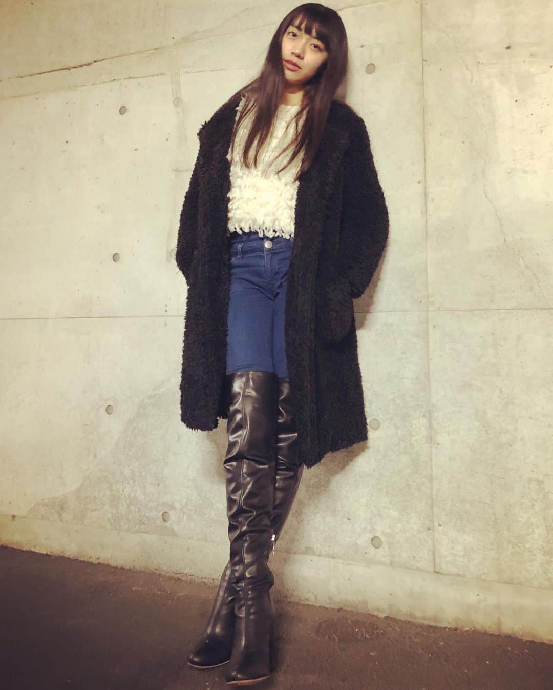 石井萌々果のインスタグラム：「18歳になりました👏 これからもマイペースに頑張っていきますのでよろしくお願い致します‼︎」