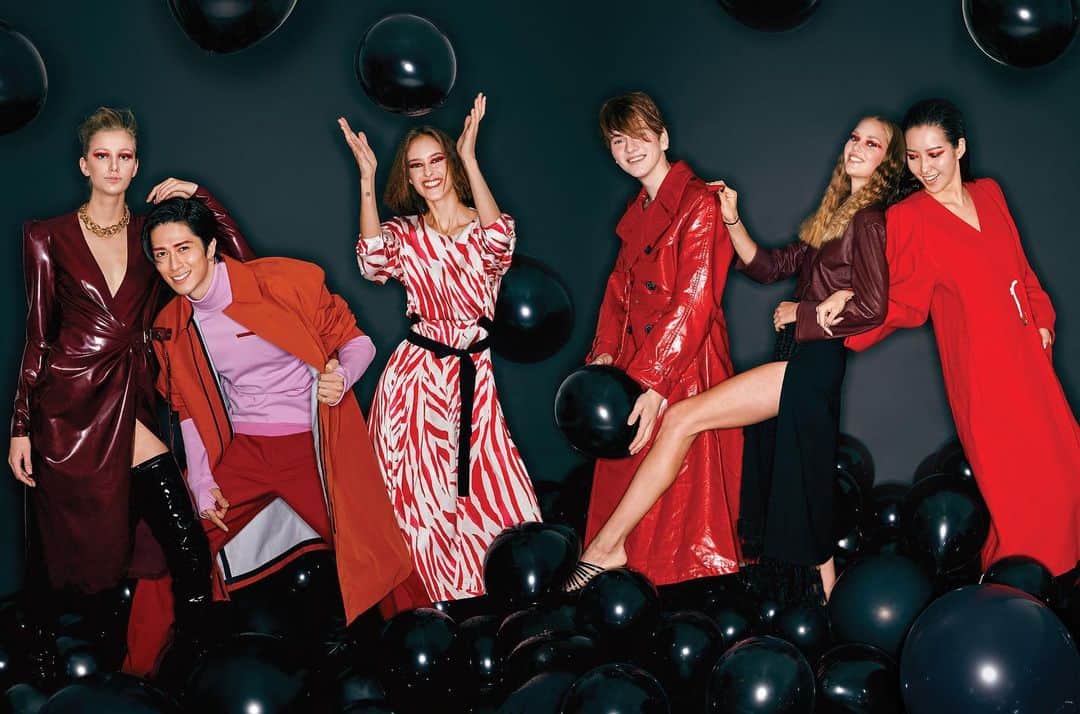 のインスタグラム：「Thank you to everyone, the team that made this shoot happen❤️✨  @gordonlund  @marcochanpro  @questartistsmodels」