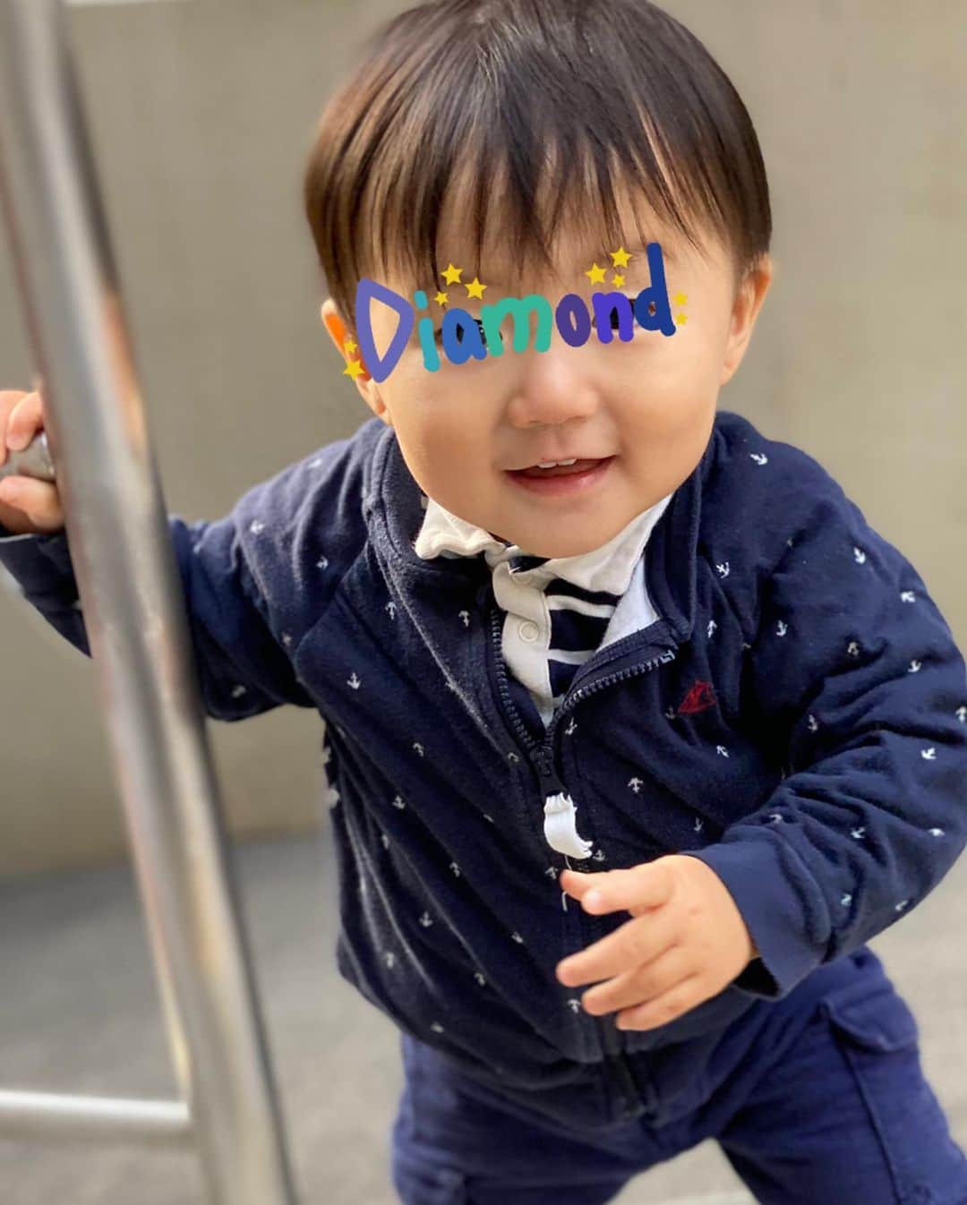 蒲生麻由さんのインスタグラム写真 - (蒲生麻由Instagram)「週末はfamily day💕﻿ 6年振りに携帯変えたら、﻿ カメラの機能が全然違〜う❣️❣️ 夕方でも明るく撮れるし、 ポートレート機能も本当に素敵😆﻿ ﻿ #familyday #brothers #兄弟ショット ﻿ #動いてばかりで全然写真撮らしてくれない﻿ #ポートレート機能に感動 #携帯変えました #mamalife #myboys #mysunshine」12月19日 23時50分 - mayugamo_lamana