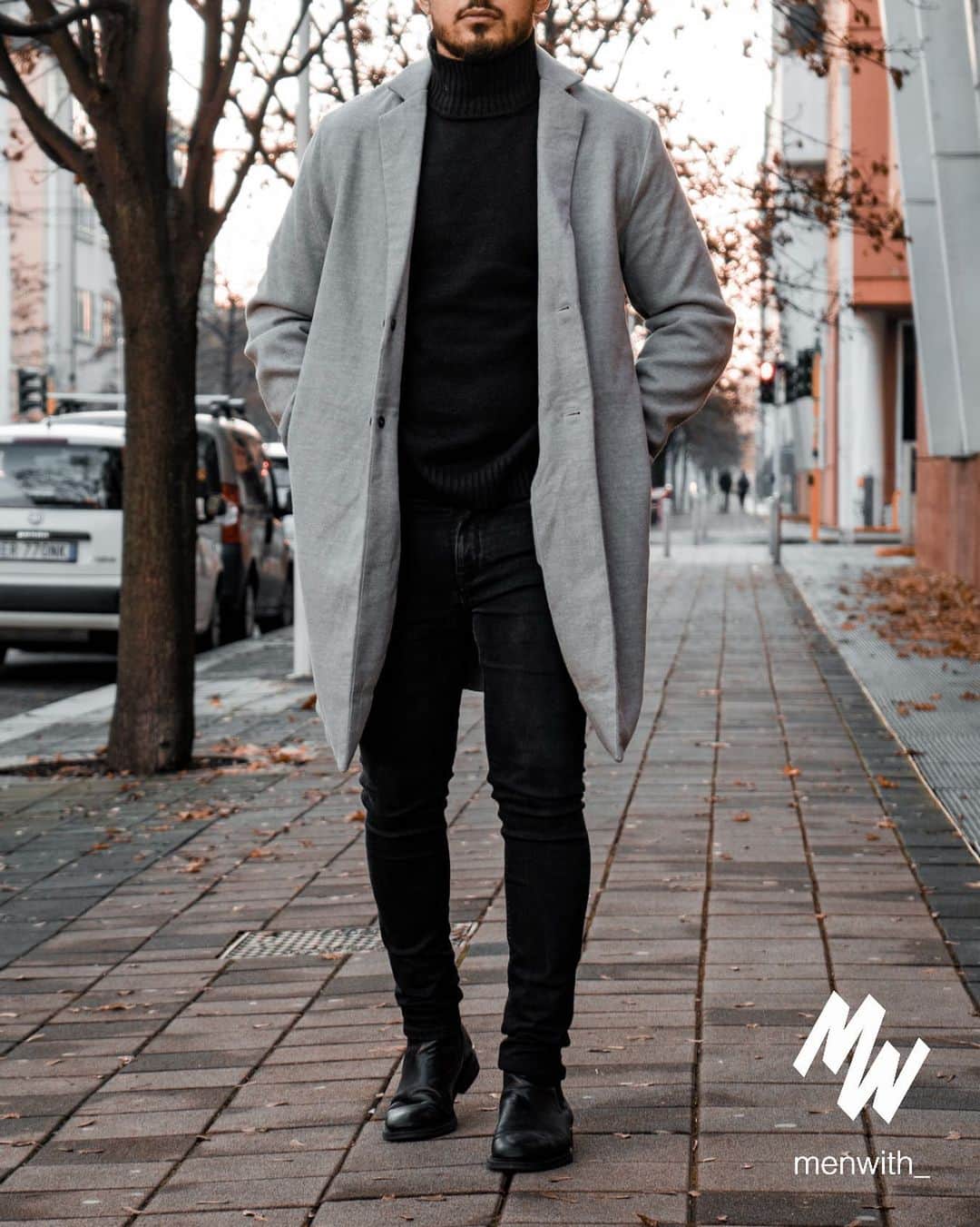 Men Withのインスタグラム：「Great photo of our dear friend @thisisgabrielefranza 👌🏽 #menwithstreetstyle」