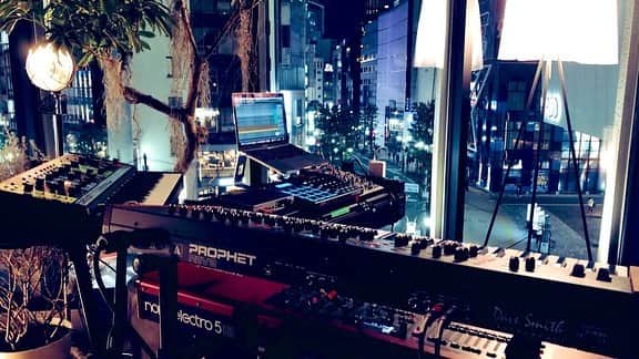 George さんのインスタグラム写真 - (George Instagram)「iri”Live in The Night City” 新曲”言えない”の演奏で参加させていただいております。」12月19日 23時59分 - georgemopofhead