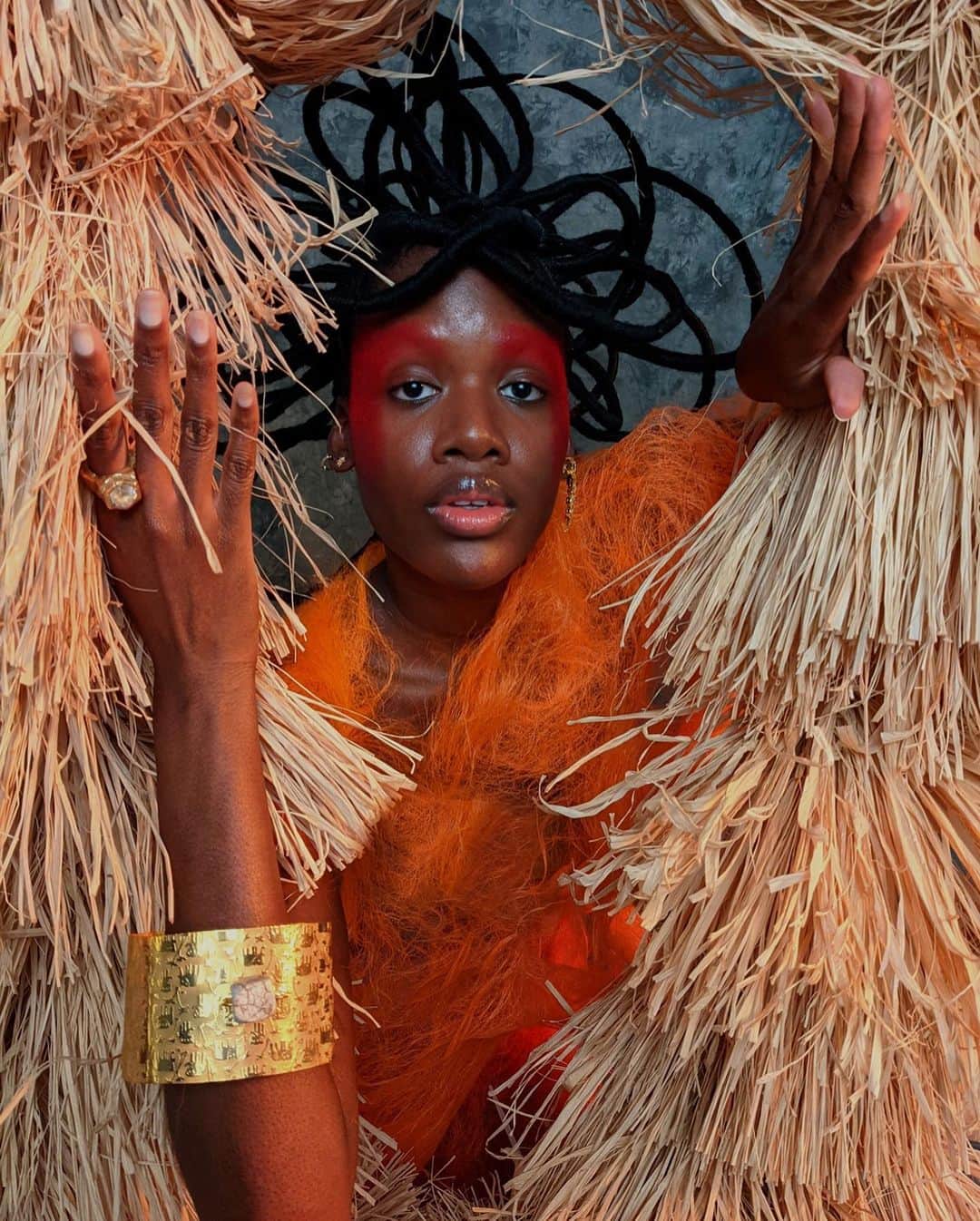 Fashion Weekのインスタグラム：「Meet the rising talent changing the game with Creator Labs. These artists seek to capture the world through a social and personal lens. See work from photographers @anthonyprinceleslie, @internetbby, @photodre, and more at @imglens.」