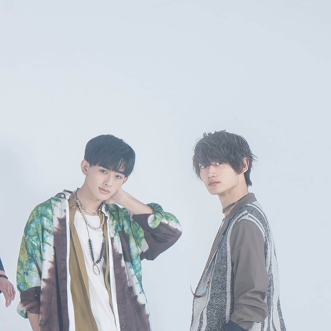 古幡亮（WATWING）のインスタグラム：「WATWING 2nd EP『to plAce』 2021.1.27 release🕊🕊🕊 . . @watwing_official  @ryuta_kuwayama × @fu_takahashi_official  #WATWING #2ndEP #toplAce」