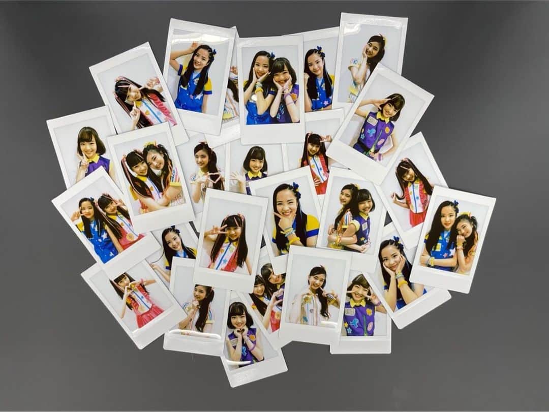 mirage²（ミラージュミラージュ）さんのインスタグラム写真 - (mirage²（ミラージュミラージュ）Instagram)「🐶🍭🌺☀️﻿ ﻿ 【Sony Music Shop限定】﻿ 直筆サイン当たり付！﻿ 「とぅわりんりんたんたん」ランダムチェキを﻿ チラ見せ🤭💕﻿ ﻿ 今回も可愛いチェキになってますよ(*´︶`*)﻿ ﻿ ぜひ、チェックしてくださいね♡﻿ ﻿ #lovely2  #ラブリーラブリー﻿ #ラブパトリーナ #ラブパト﻿ #ラブパトピンク #愛羽ツバサ #渡辺未優﻿ #ラブパトパープル #紫原サライ #山口莉愛﻿ #ラブパトブルー #青瀬コハナ #山下結衣﻿ #ラブパトシャイン #七色ソラ #杉浦優來﻿ #まるばつさんかく ﻿ #とぅわりんりんたんたん　﻿ #大事なモノ」12月19日 15時11分 - lovelylovely_official