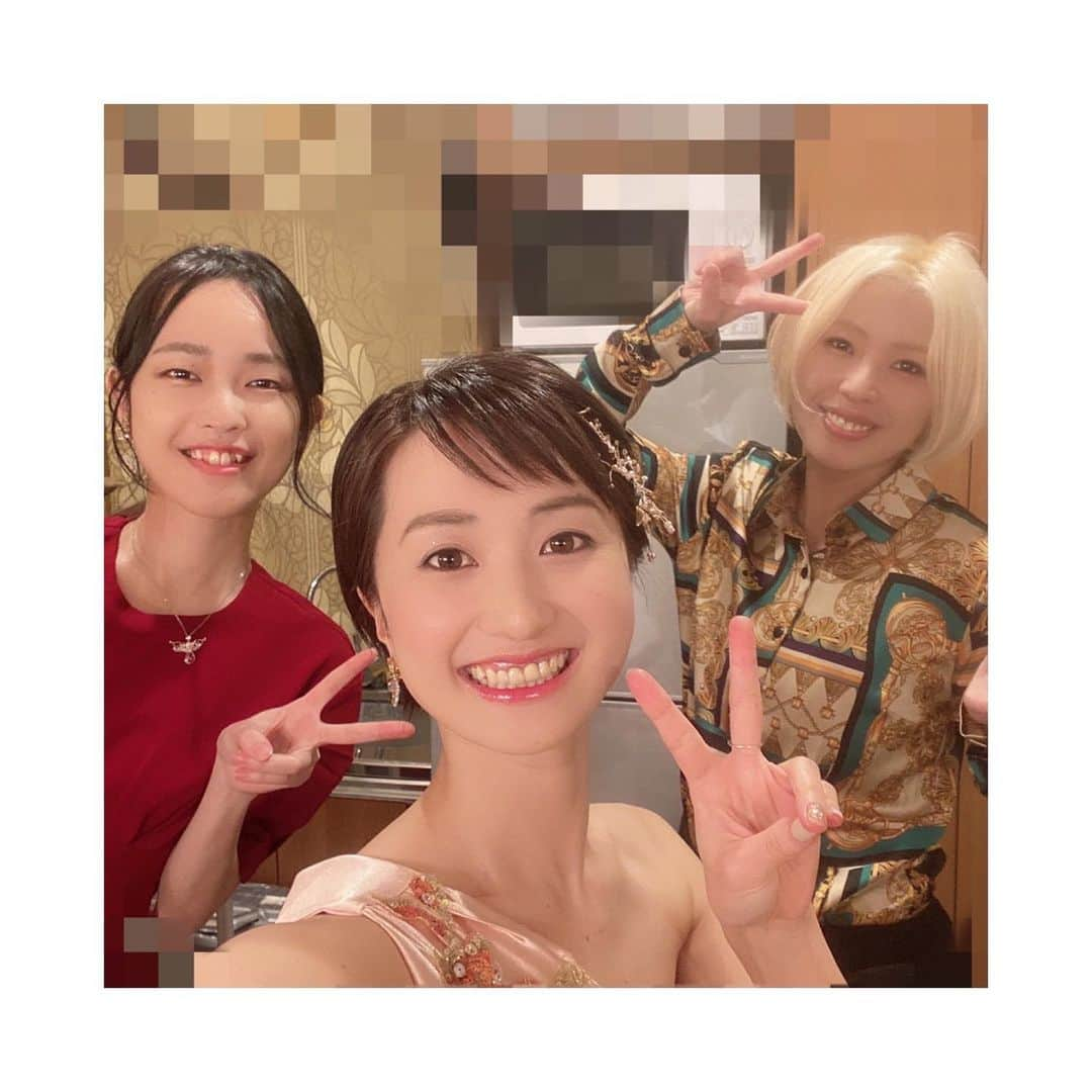 星乃あんりさんのインスタグラム写真 - (星乃あんりInstagram)「大好きなお2人について 公式noteに書き連ねました。  宝塚がきっかけで出会えたYukoさんとふるやん。  このお2人だったからこそ 演出という大きな挑戦にも立ち向かうことができました。  尊敬して、好きすぎてたまらないお2人とご一緒させて頂ける幸せを噛み締めつつ本番まで走り抜けた日々。  一緒に作り上げていってくださったお2人には本当に感謝しかありません。  心洗われる歌声と 安心感溢れるピアノでつつんで頂きまして本当にありがとうございました( ´•̥̥̥ω•̥̥̥` )♡...*゜  詳しくはnoteへ｡｡｡！ https://note.com/anri_hoshino/n/n70412b19a6a2 (URLは貼れないと知りつつも｡｡｡)  #ラルーチェ #振り返り#note #Yuko さん @yuko_uru_veeko  #古屋沙樹 さん#ふるやん @sakipruuune」12月19日 15時56分 - anri_hoshino_official