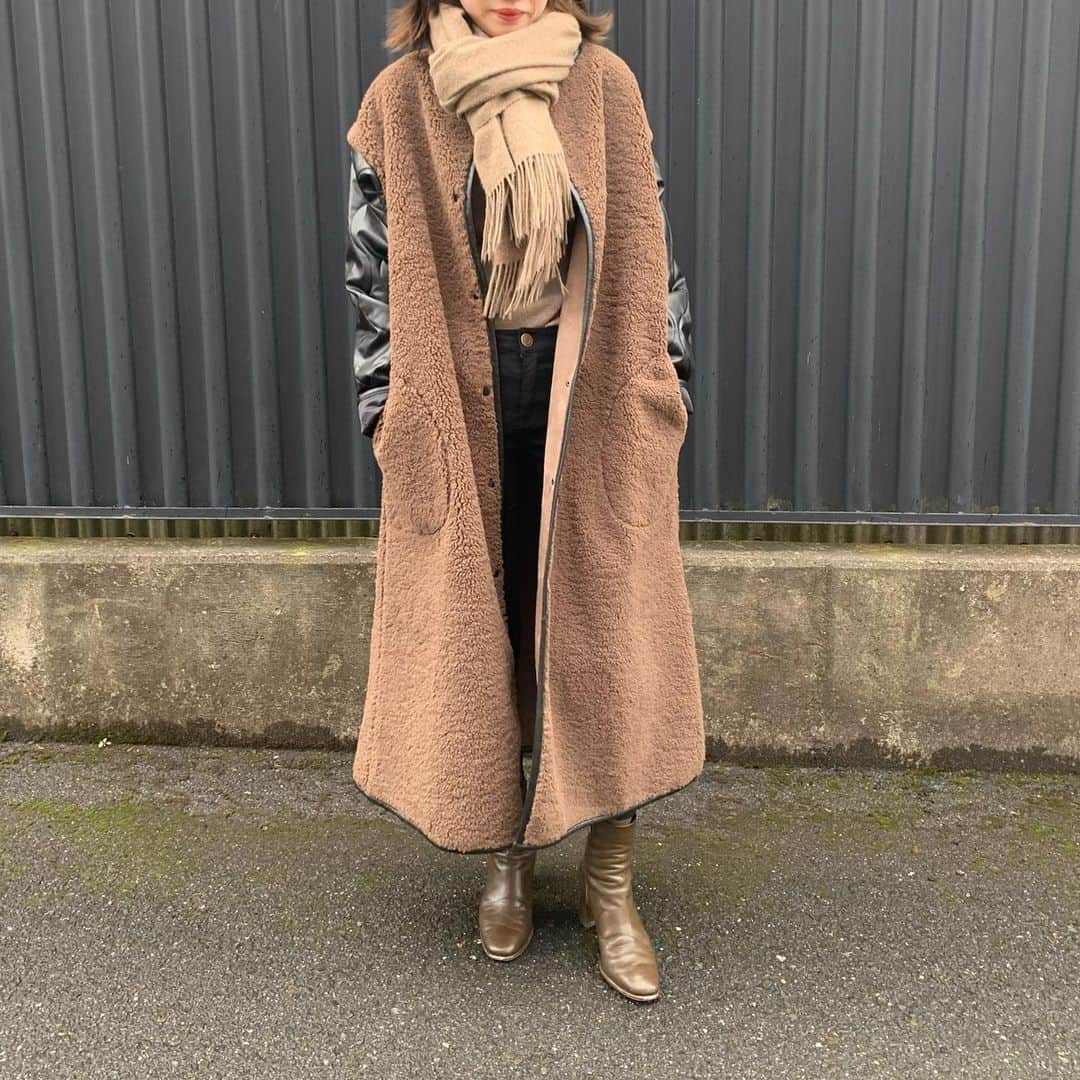 ukapiのインスタグラム：「⠀ ⠀ @solace___official のもこもこ あうたー🐻 クーポン中です🤎 ⠀ ⠀ #solace #ソレイス#ボアアウター」