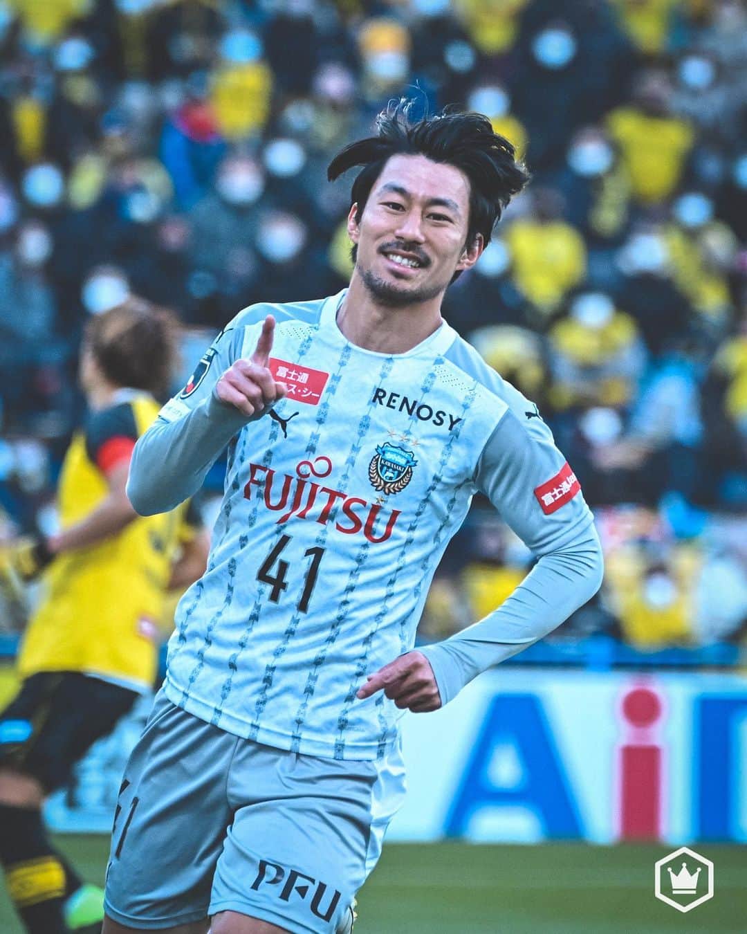 のインスタグラム：「. 試合を決めたのはやっぱりこの男（2020.12.19）  📷Photo by @shimpeei（SOCCERKING）  #家長昭博  #川崎フロンターレ #frontale #Jリーグ #JLeague #J1 #J撮り #football #サッカーキング #⚽️ #サッカー」