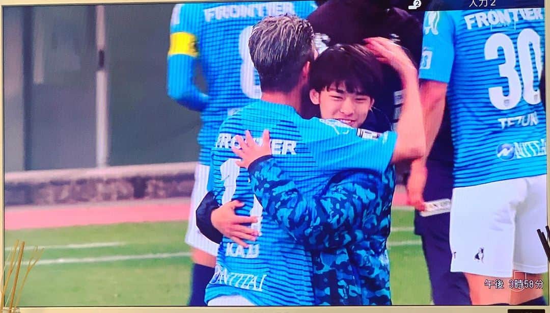 福田樹さんのインスタグラム写真 - (福田樹Instagram)「・ ・ 最終節 横浜ダービー、勝利！！ 選手、チームスタッフ、サポーターの皆さんの想いが詰まった今シーズンであり最終戦でしたね😭✨ 今年一年大変な状況の中、本当にお疲れ様でした！！  グッとくるシーンが多々あったなぁ。。サポーターの皆さんならきっと気持ち分かってくれるよね？😢 ・ #横浜FC #yokohamafc #横浜fマリノス  #サッカー女子 #ハマる横浜FC #Jリーグ #最終節」12月19日 16時44分 - itsukifukuda