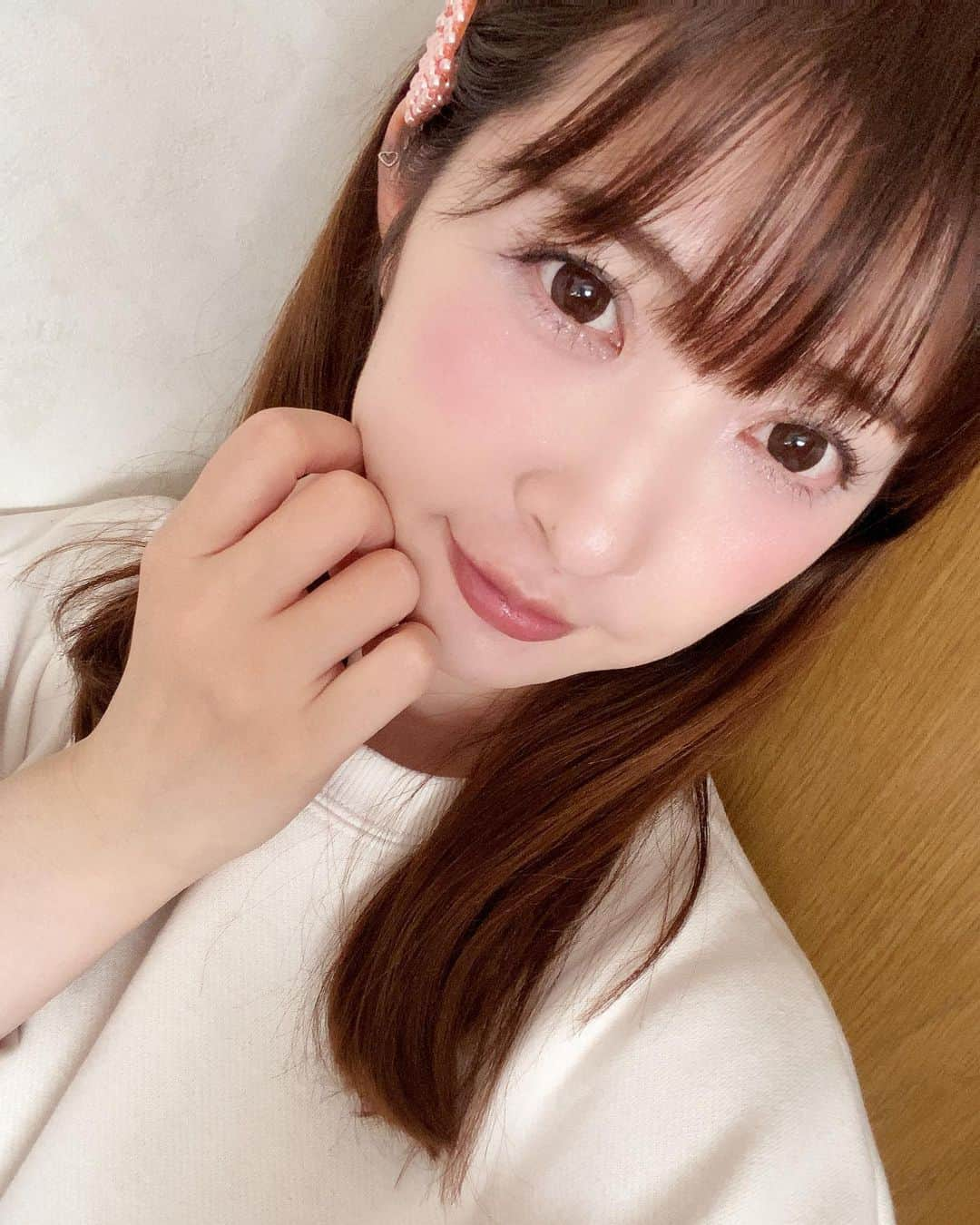 雨宮奈生さんのインスタグラム写真 - (雨宮奈生Instagram)「写真がなさすぎて、、  #フォローしてね #ポートレート #グラビア #グラドル自画撮り部 #自撮り女子 #自撮り界隈  #ootd #portrait #model #gravure #idol #japanesegirl #photooftheday #좋아요 #팔로우환영 #팔로미 #오오티디 #옷스타그램 #셀피 #粉我」12月19日 16時58分 - naoamamiya