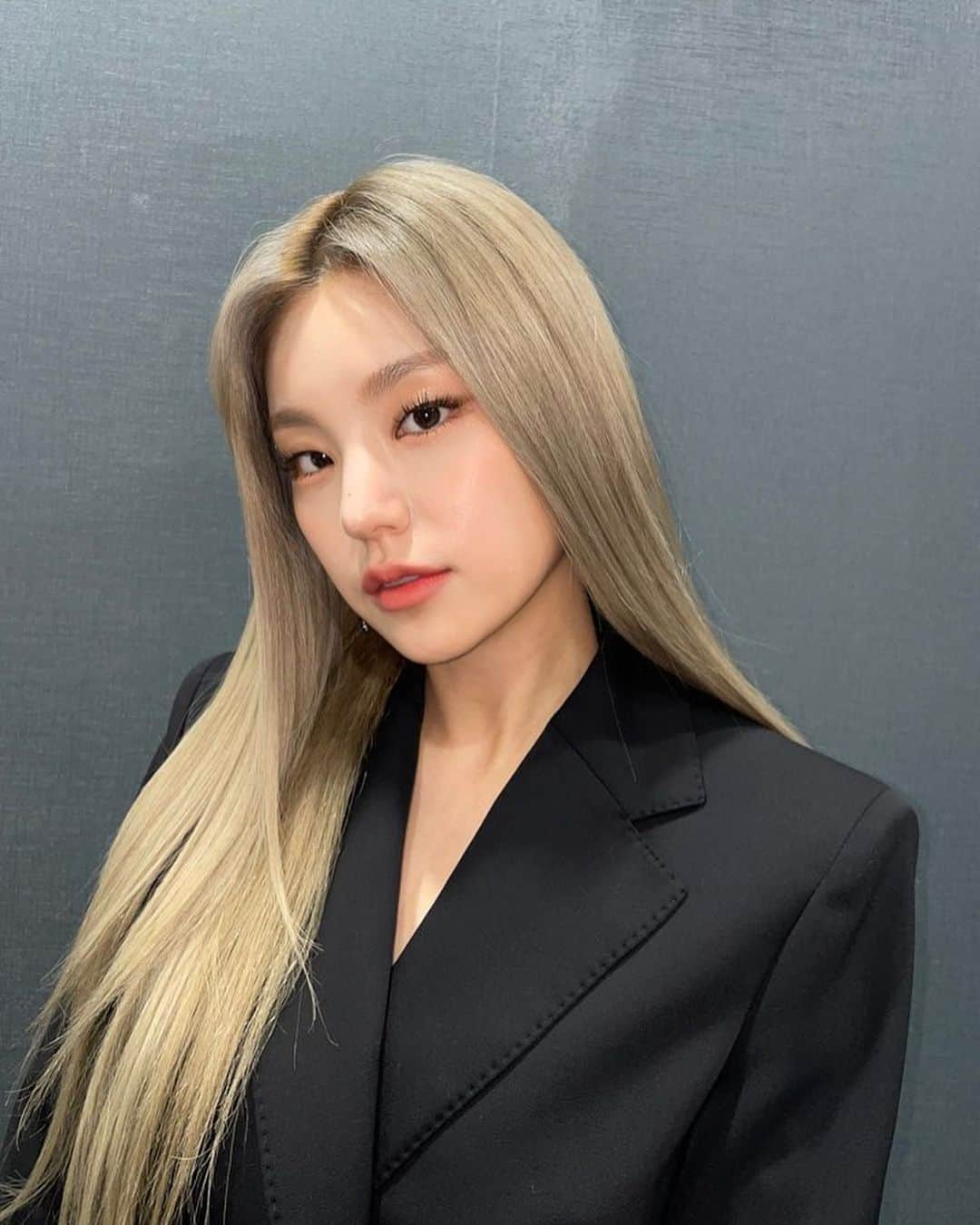 ITZYさんのインスタグラム写真 - (ITZYInstagram)「있지 무대 본사람??💕 #가요대축제 #itzy」12月19日 17時10分 - itzy.all.in.us