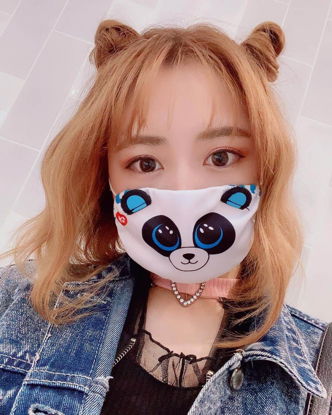 依東杏奈さんのインスタグラム写真 - (依東杏奈Instagram)「来年1月！！ ✨Tyファッションショー出演決定✨  来年の1月23日と24日に開催されます Tyファッションショーに出演します！！ 今からとっても楽しみです😆🎵✨ わードキドキ🤓💕  一緒にチェキも撮れるみたいだよ😍  是非歩く🐼を見に来てくださいね🕺💗  世界150か国で愛されるぬいぐるみ 「ｔｙ」とエンタメのコラボレーション  『Tyファッションショー2021』 【場所】バルスタジオ　  【日時】1/23(土)24日(日)　 　開場18:00/開演18:30(全２回)  【問い合わせ】💌💭 baluskitchen@gmail.com  詳しくはこちら↓ https://ameblo.jp/baluskitchen/entry-12644142032.html  まってますーーーーーーー😆💗💗💗 #ty #ファッションショー #fashion  #ぬいぐるみ #🐼」12月19日 17時07分 - anna0555n_n