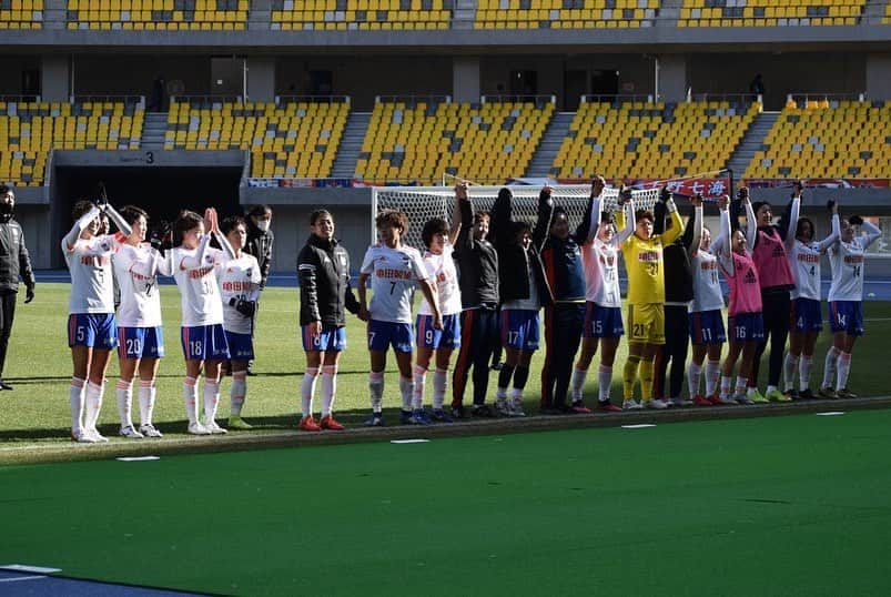 川村優理さんのインスタグラム写真 - (川村優理Instagram)「. game dayでした⚽️ . . #INAC神戸レオネッサ #11時キックオフ #カンセキスタジアムとちぎ . #逆転勝利 #たくさんの応援ありがとうございました . #準決勝は24日京都です #また全員でいい準備します . #応援よろしくお願いします」12月19日 17時32分 - yuri_kawamura05