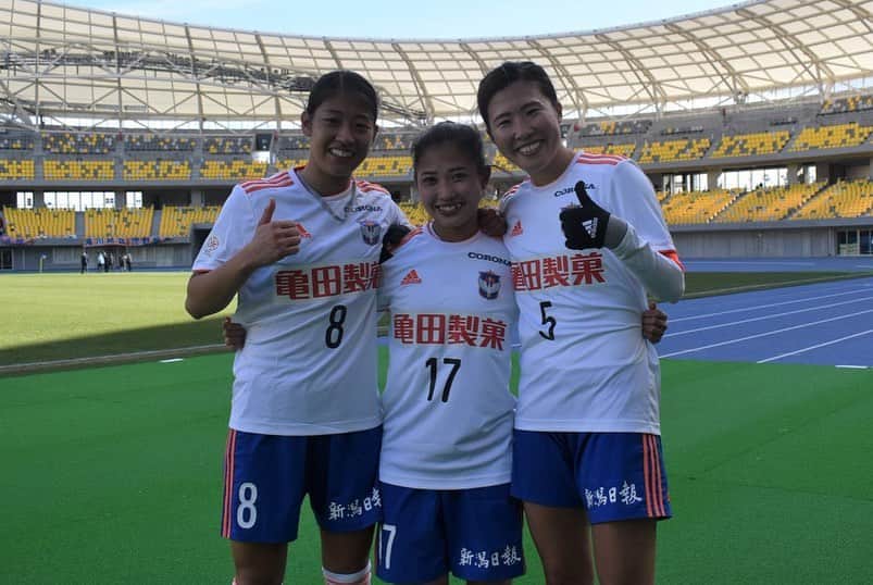 川村優理さんのインスタグラム写真 - (川村優理Instagram)「. game dayでした⚽️ . . #INAC神戸レオネッサ #11時キックオフ #カンセキスタジアムとちぎ . #逆転勝利 #たくさんの応援ありがとうございました . #準決勝は24日京都です #また全員でいい準備します . #応援よろしくお願いします」12月19日 17時32分 - yuri_kawamura05