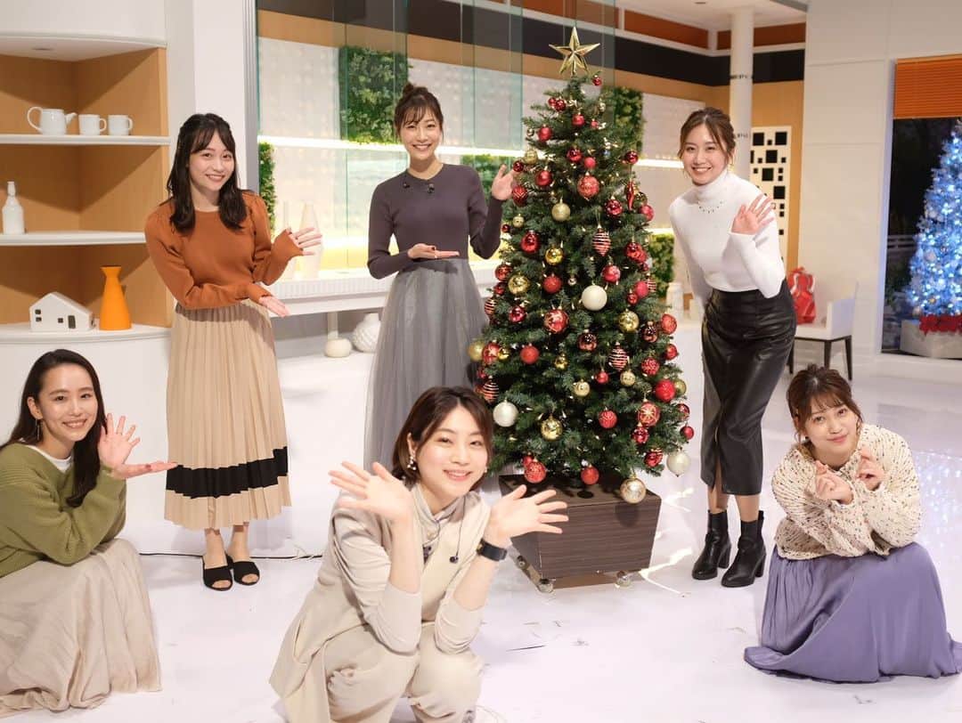 高橋佑奈さんのインスタグラム写真 - (高橋佑奈Instagram)「. 年内ラストのブラキタ生放送でした🥳 今回も楽しくてあっという間だったな〜〜 . いつもブラキタを観てくださっている皆さん、 出演者やHBCの皆さん ありがとうございました😆🙌 また来年もよろしくお願いいたします！！ . リモート出演の有野さんとも早くスタジオでお会いできますように！！！！ . #hbc #ブラキタ」12月19日 17時40分 - yuuuunadon