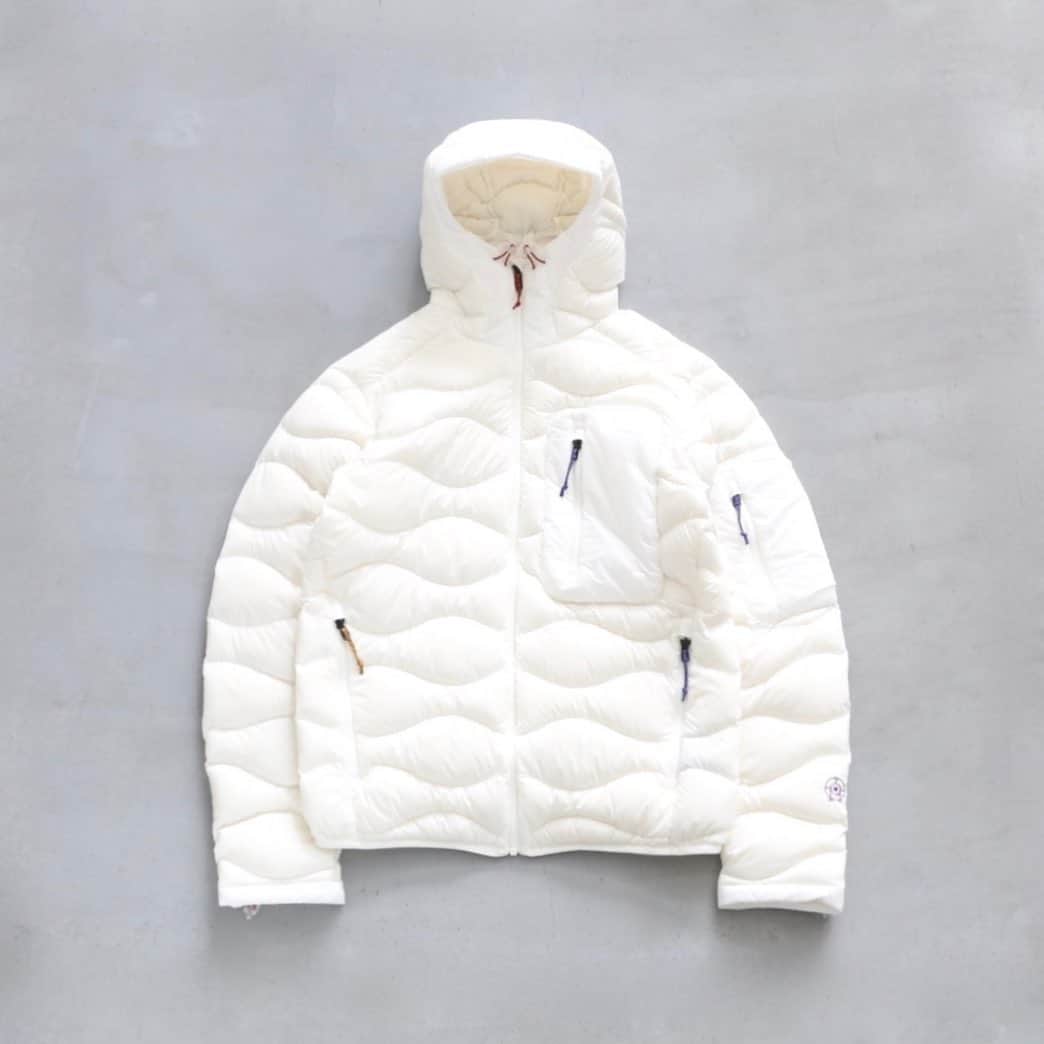wonder_mountain_irieさんのインスタグラム写真 - (wonder_mountain_irieInstagram)「[limited] #10倍ポイント開催中！ Peak Performance × BEN GORHAM "Ben Helium Hood Jacket" ¥45,100- _ 〈online store / @digital_mountain〉 http://www.digital-mountain.net/shopdetail/000000012540/ _ 【オンラインストア#DigitalMountain へのご注文】 *24時間受付 *15時までのご注文で即日発送 *送料無料 tel：084-973-8204 _ We can send your order overseas. Accepted payment method is by PayPal or credit card only. (AMEX is not accepted)  Ordering procedure details can be found here. >>http://www.digital-mountain.net/html/page56.html  _ #peakperformance #BENGORHAM #BYREDO #ベンゴーラム　 #バイレード #バレード #ピークパフォーマンス _ 本店：#WonderMountain  blog>> http://wm.digital-mountain.info/blog/20200308-1/ _ 〒720-0044  広島県福山市笠岡町4-18  JR 「#福山駅」より徒歩10分 #ワンダーマウンテン #japan #hiroshima #福山 #福山市 #尾道 #倉敷 #鞆の浦 近く _ 系列店：@hacbywondermountain _」12月19日 17時48分 - wonder_mountain_
