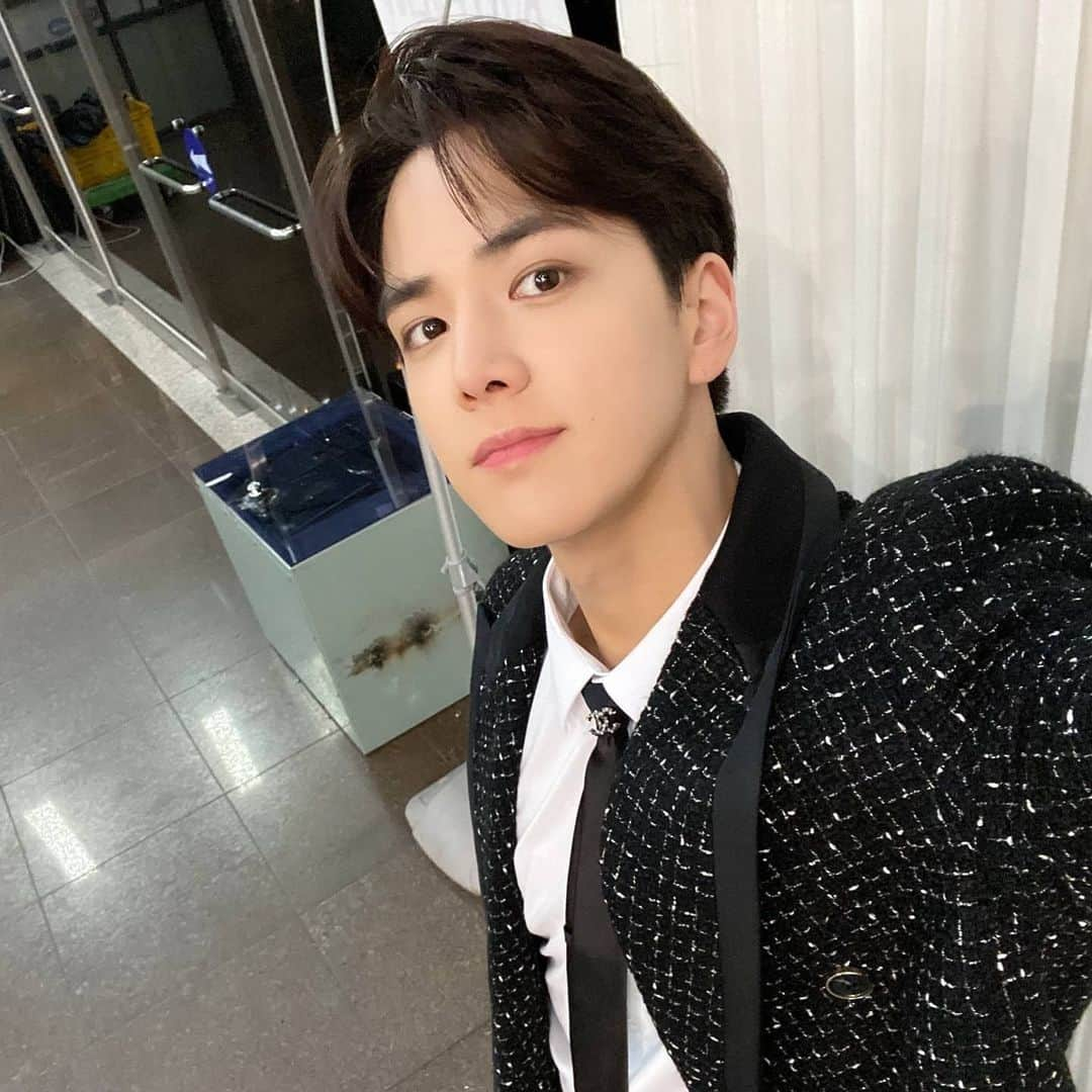 ヨンフンさんのインスタグラム写真 - (ヨンフンInstagram)「더비 오늘 너무 즐거웠다 히히 😗 201218 THEBOYZ Twitter Update #THEBOYZ #더보이즈 #YOUNGHOON #영훈」12月19日 18時38分 - younghoon.theboyz