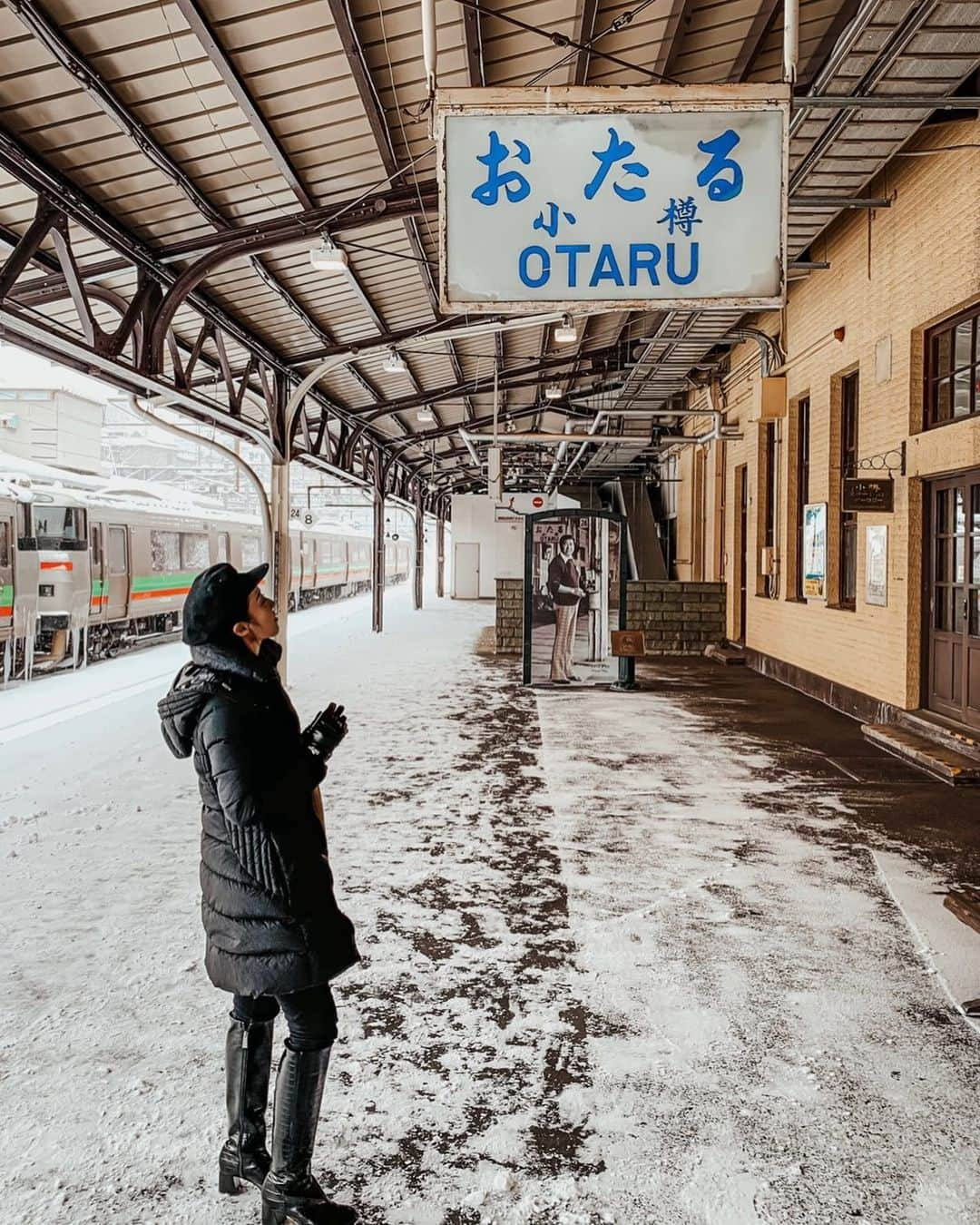 松林裕香さんのインスタグラム写真 - (松林裕香Instagram)「おたる . #小樽#雪#北海道#国内旅行#小樽駅」12月19日 18時42分 - yukapiano_