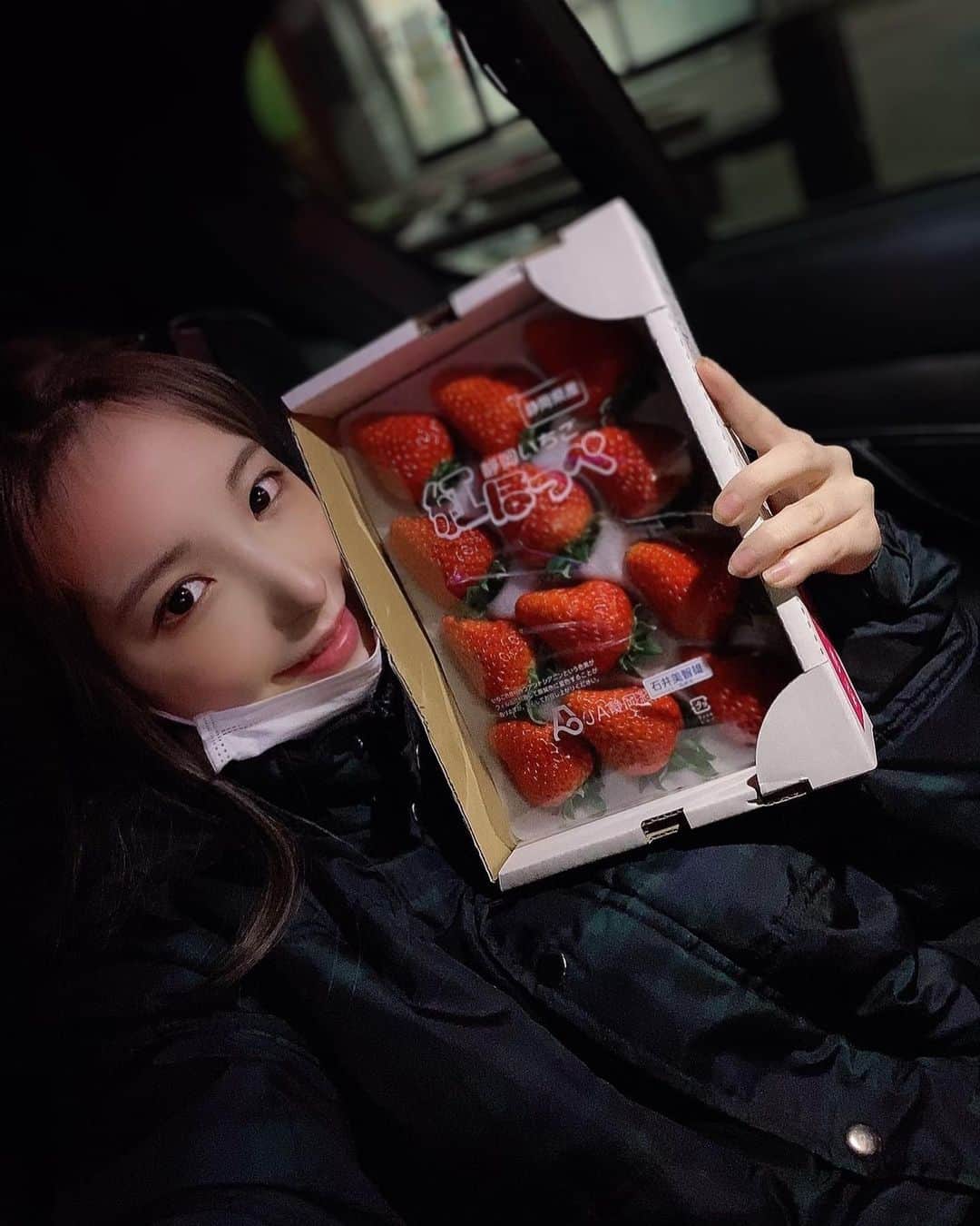 桃乃木かなのグルメインスタ