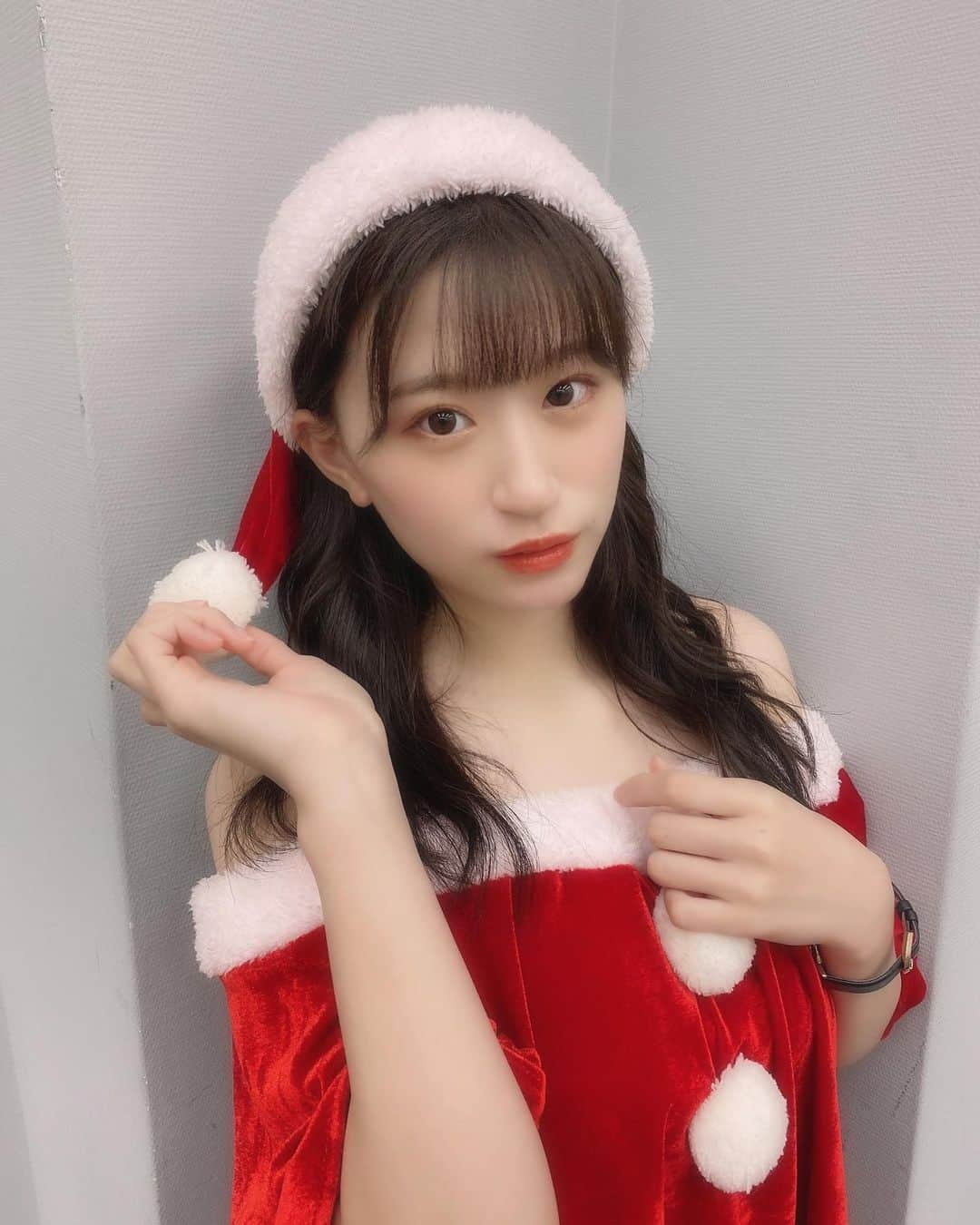 上西怜さんのインスタグラム写真 - (上西怜Instagram)「⠀ サンタさん🎅 ⠀ ⠀ オンラインお話し会ありがとうございました🥰 楽しかった〜✨✨✨✨ ⠀ ⠀ ⠀ ⠀ #あわてんぼうのサンタクロース  #サンタ さん #サンタコス #🎅  #オンラインお話し会  ⠀」12月19日 18時54分 - jonishi_rei