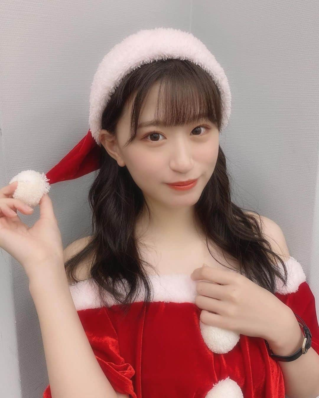 上西怜さんのインスタグラム写真 - (上西怜Instagram)「⠀ サンタさん🎅 ⠀ ⠀ オンラインお話し会ありがとうございました🥰 楽しかった〜✨✨✨✨ ⠀ ⠀ ⠀ ⠀ #あわてんぼうのサンタクロース  #サンタ さん #サンタコス #🎅  #オンラインお話し会  ⠀」12月19日 18時54分 - jonishi_rei