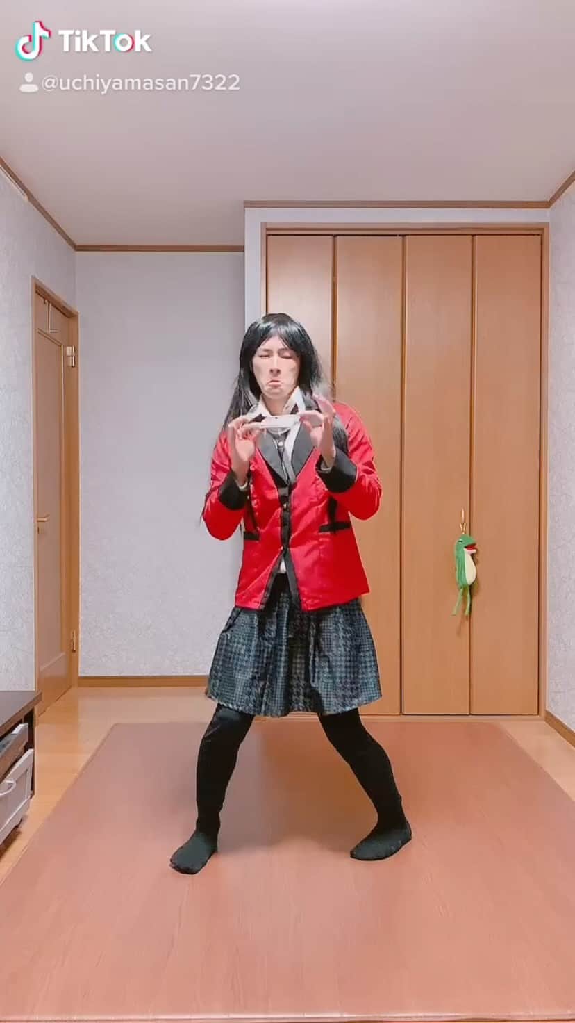 のインスタグラム：「賭ケグルイのオーディションしてくるんやけど役作りバッチリかな🤔❔   #賭ケグルイ #内山さん #別の感覚器官 #fyp」
