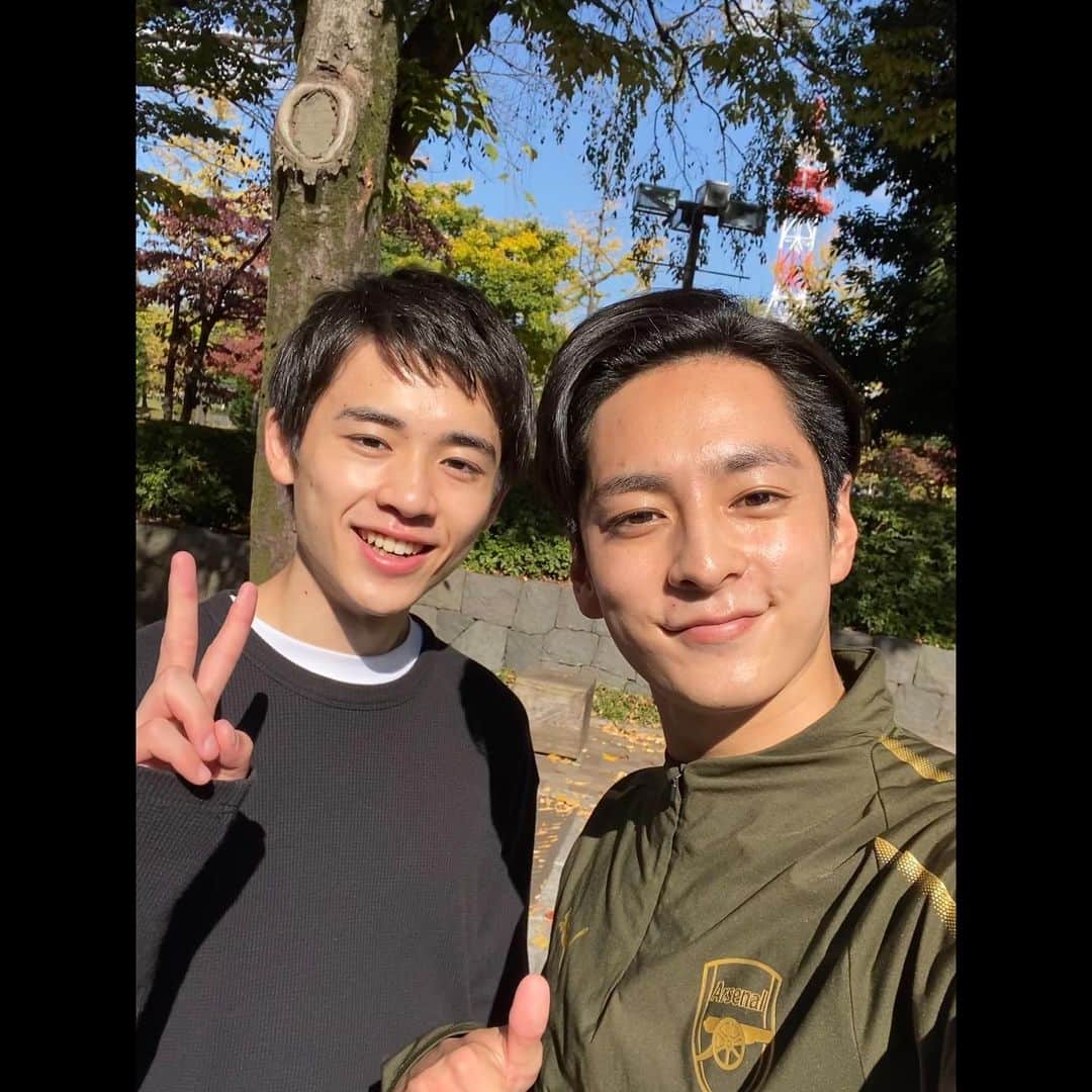 山口貴也さんのインスタグラム写真 - (山口貴也Instagram)「. 明日は"仮面ライダーセイバー"第15章です  飛羽真君、想いを繋いでくだい。  今回は坂本監督の指揮のもと 蓮とのアクションも沢山あります🥷  お見逃しなく！  #仮面ライダーセイバー  #仮面ライダー剣斬 #緋道蓮 #富樫慧士 #仮面ライダーブレイズ #新堂倫太郎 #山口貴也」12月19日 19時13分 - takaya_yamaguchi_official