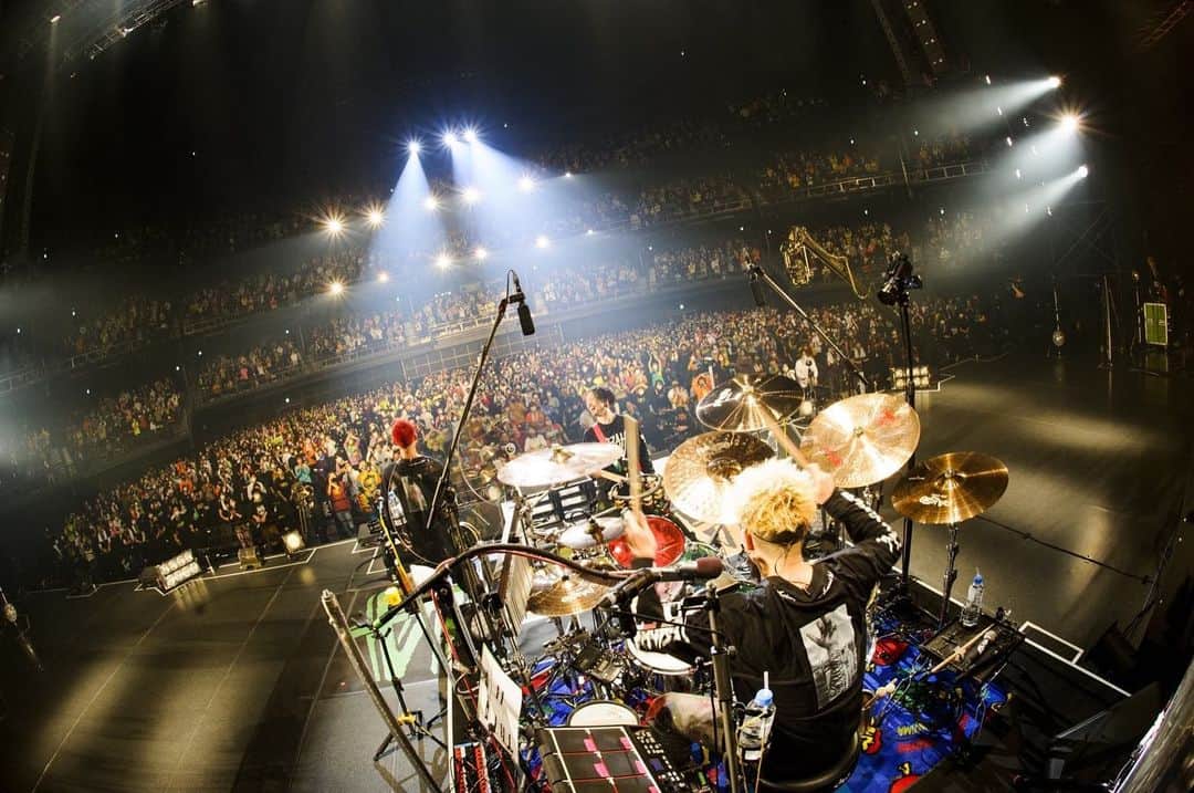 WANIMAのインスタグラム：「【毎年開催のBoil Down 2020】﻿ ﻿ ありがとうございました。﻿ ﻿ 12月20日23:59まで配信ライブのアーカイブが残っていますのでご利用下さい。﻿ ﻿ ▼視聴チケットはコチラ﻿ https://boildown.net﻿ ﻿ ※購入は12月20日21:00迄﻿ ﻿ Photo by Jon…﻿ ﻿ #WANIMA」