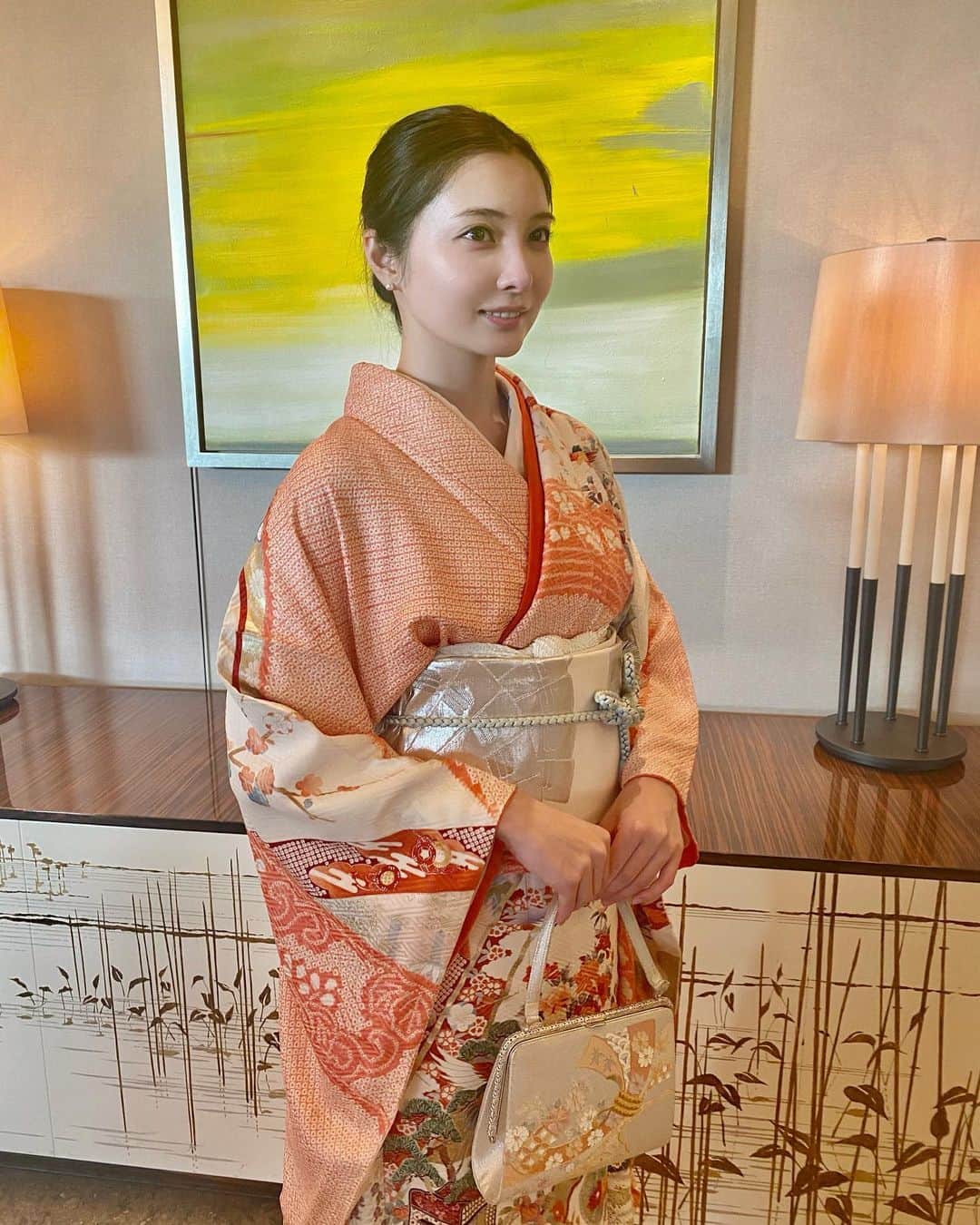 大石絵理のインスタグラム：「🍣💛」