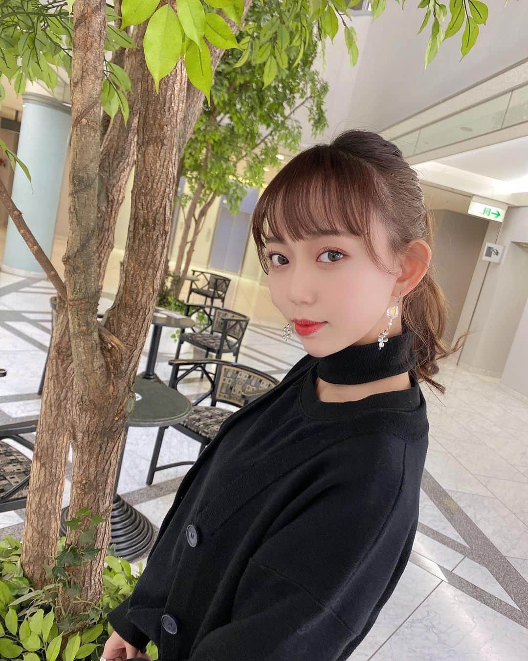 野島樺乃のインスタグラム：「. 🦨🌿」