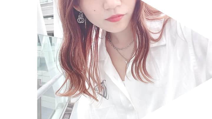 恋愛未満のインスタグラム：「12/20 ⌚︎20:00〜 インスタライブで演奏します🦋 今までライブが出来なかったので @39ben.music の事 色々とお話したいなと思っています。 ぜひよろしくお願いします🤍たのしみ！」