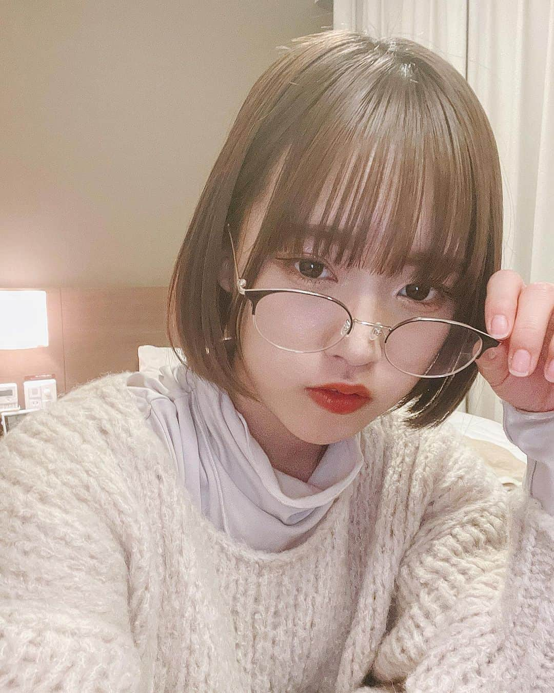 香月杏珠さんのインスタグラム写真 - (香月杏珠Instagram)「・ ・ ・ 👓‪ 𓈒𓏸」12月19日 19時56分 - anjyu_neko