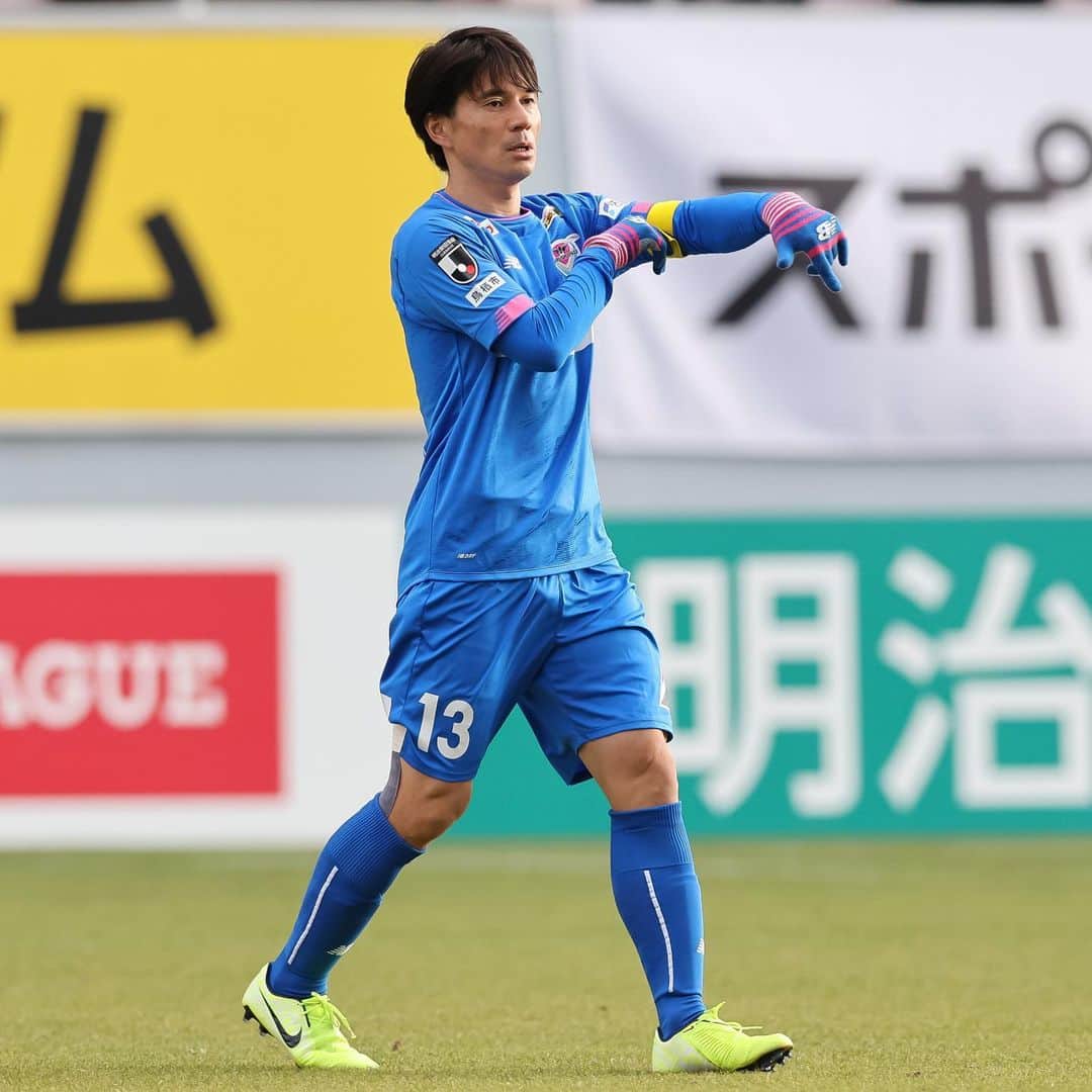新しい到着 サガン鳥栖 岩下敬輔選手引退記念フェイスタオル Www Anavara Com